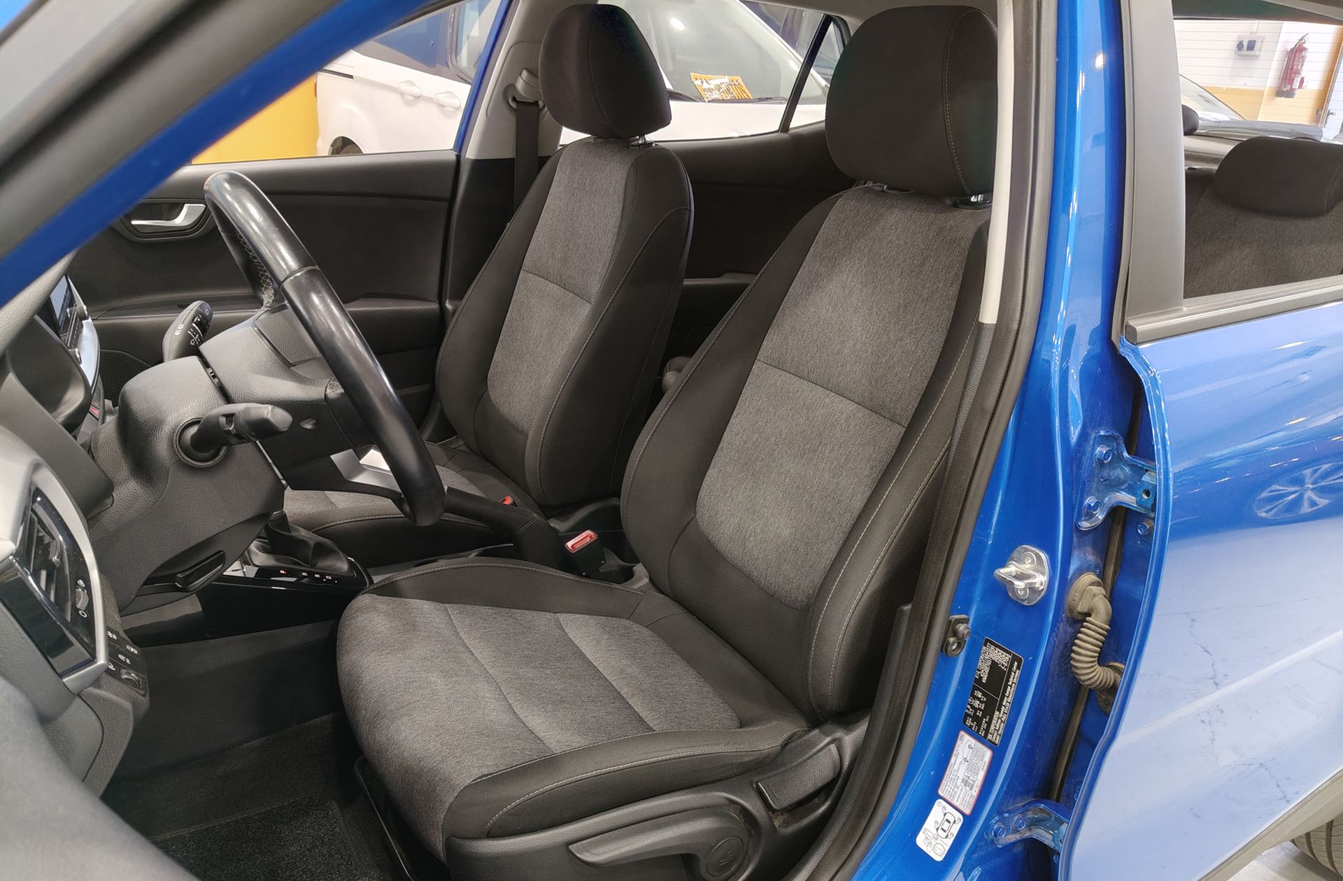 Kia Stonic 1.0 T-GDi Drive - foto 11
