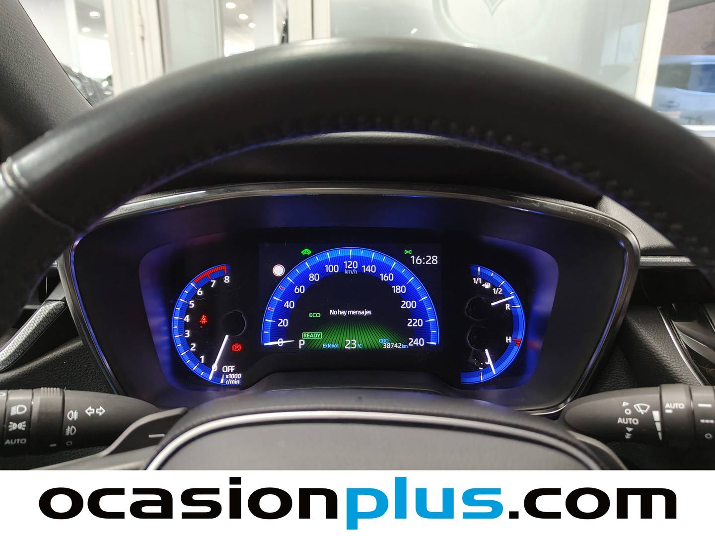 Foto Toyota Corolla Toyota Corolla Touring Sports 180H Style E-CVT (180 CV)