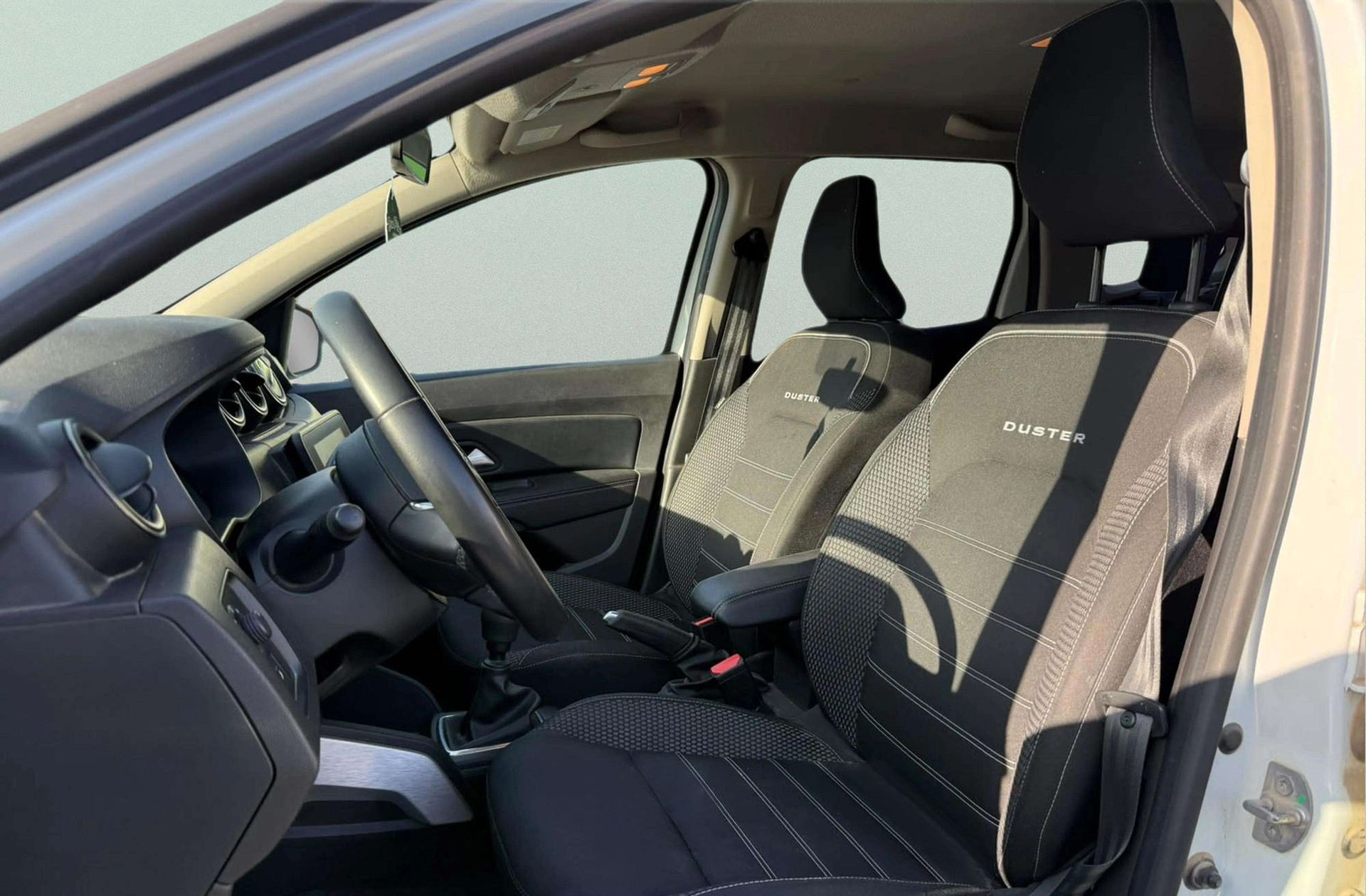Dacia Duster Prestige TCe 4x2 - foto 9