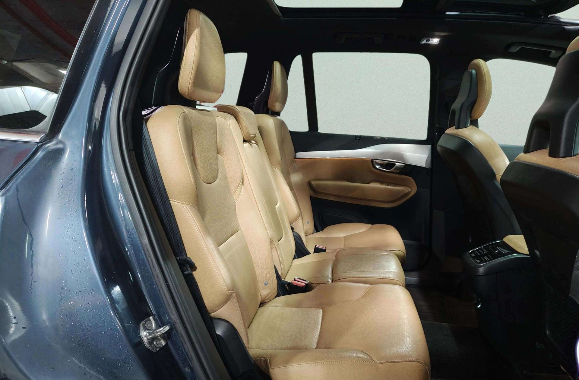 Volvo XC90 D4 Momentum 7 plazas - foto 24