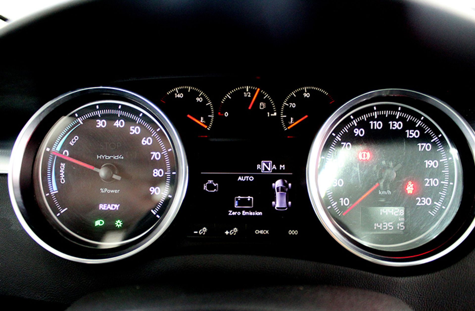 Peugeot 508 RXH 2.0 HDi Hybrid - foto 30