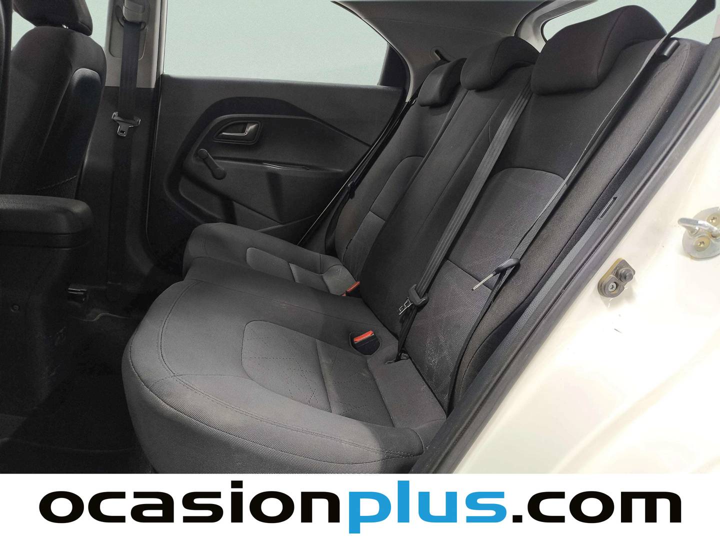 Foto asientos traseros KIA Rio KIA Rio 1.2 CVVT Tech (84 CV)