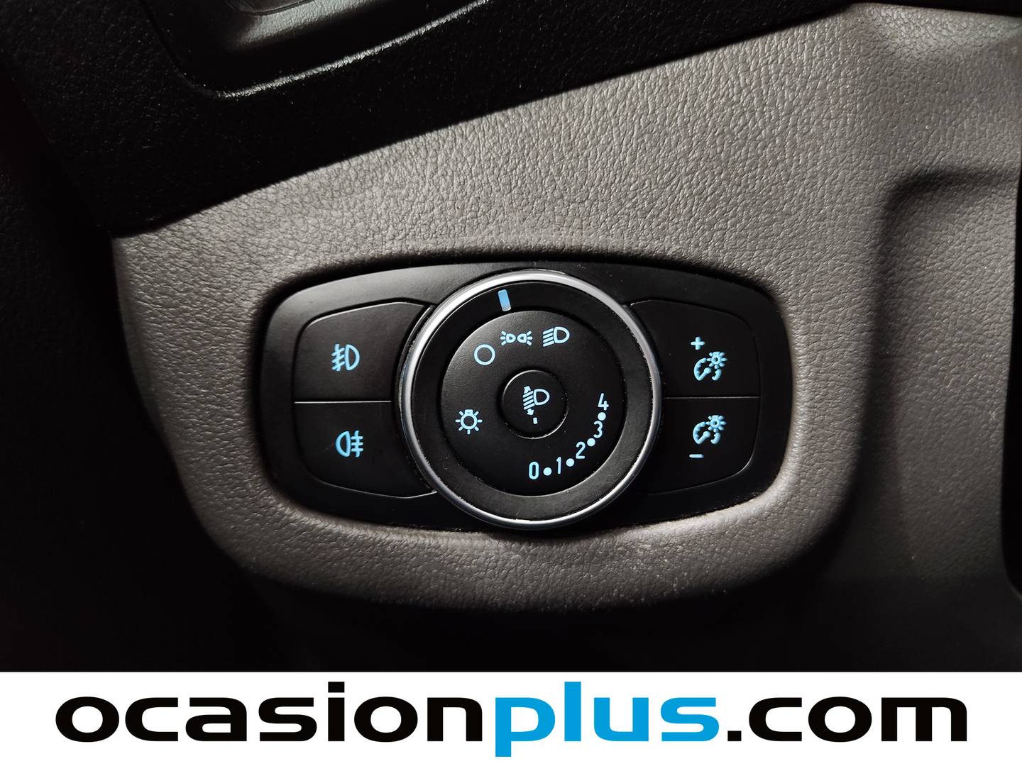 Extras y acabados del Ford Transit Connect Ford Transit Connect Furgon 1.5 TDCi Trend 200 L1 (100 CV)