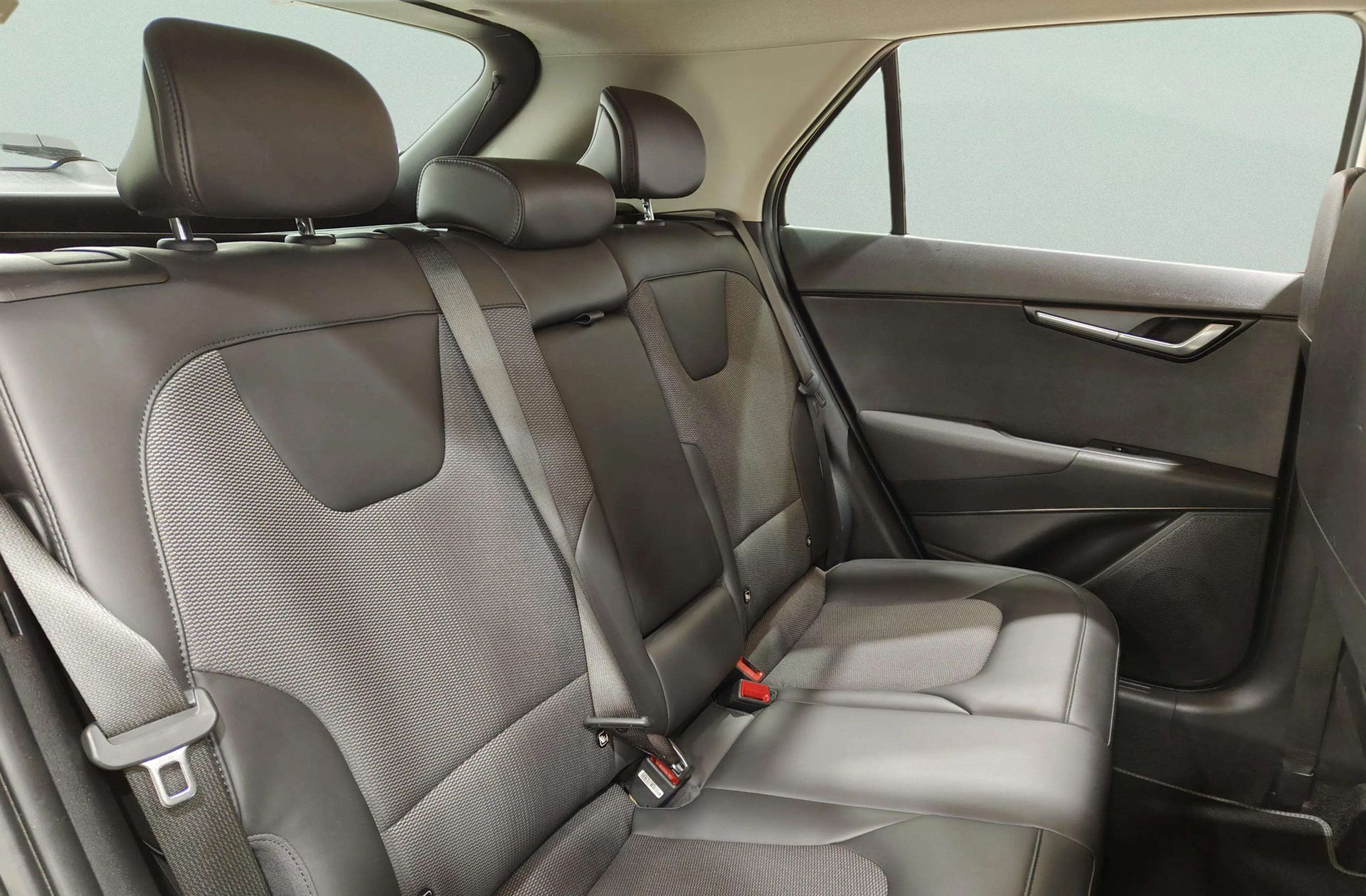 Kia Niro 1.6 GDi HEV Drive - foto 19