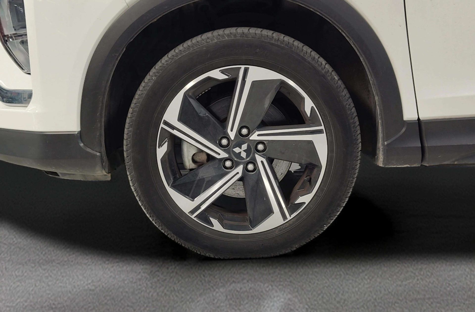Mitsubishi Eclipse Cross 2.4 PHEV Motion 4WD - foto 35