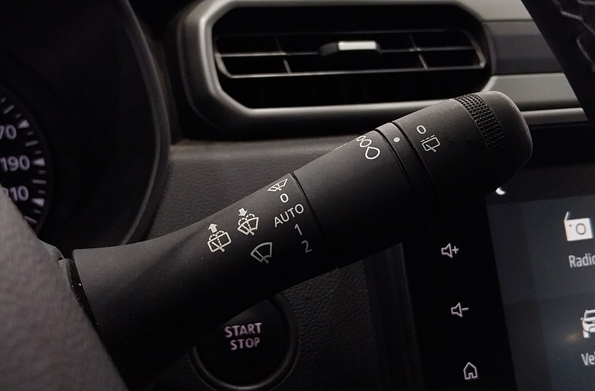 Dacia Duster Journey Go TCe EDC - foto 27