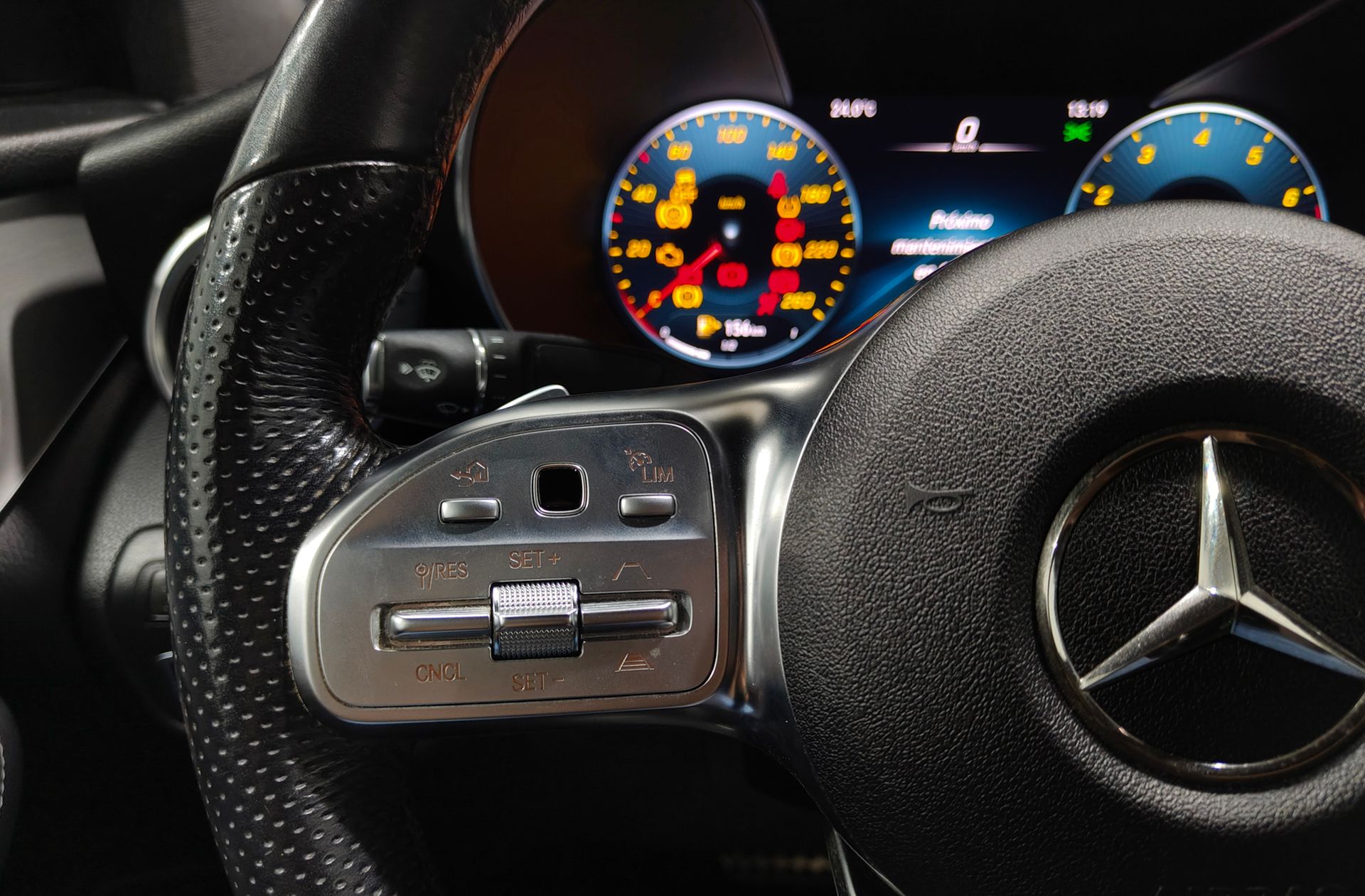 Mercedes-Benz GLC 300 4Matic Pack AMG - foto 37