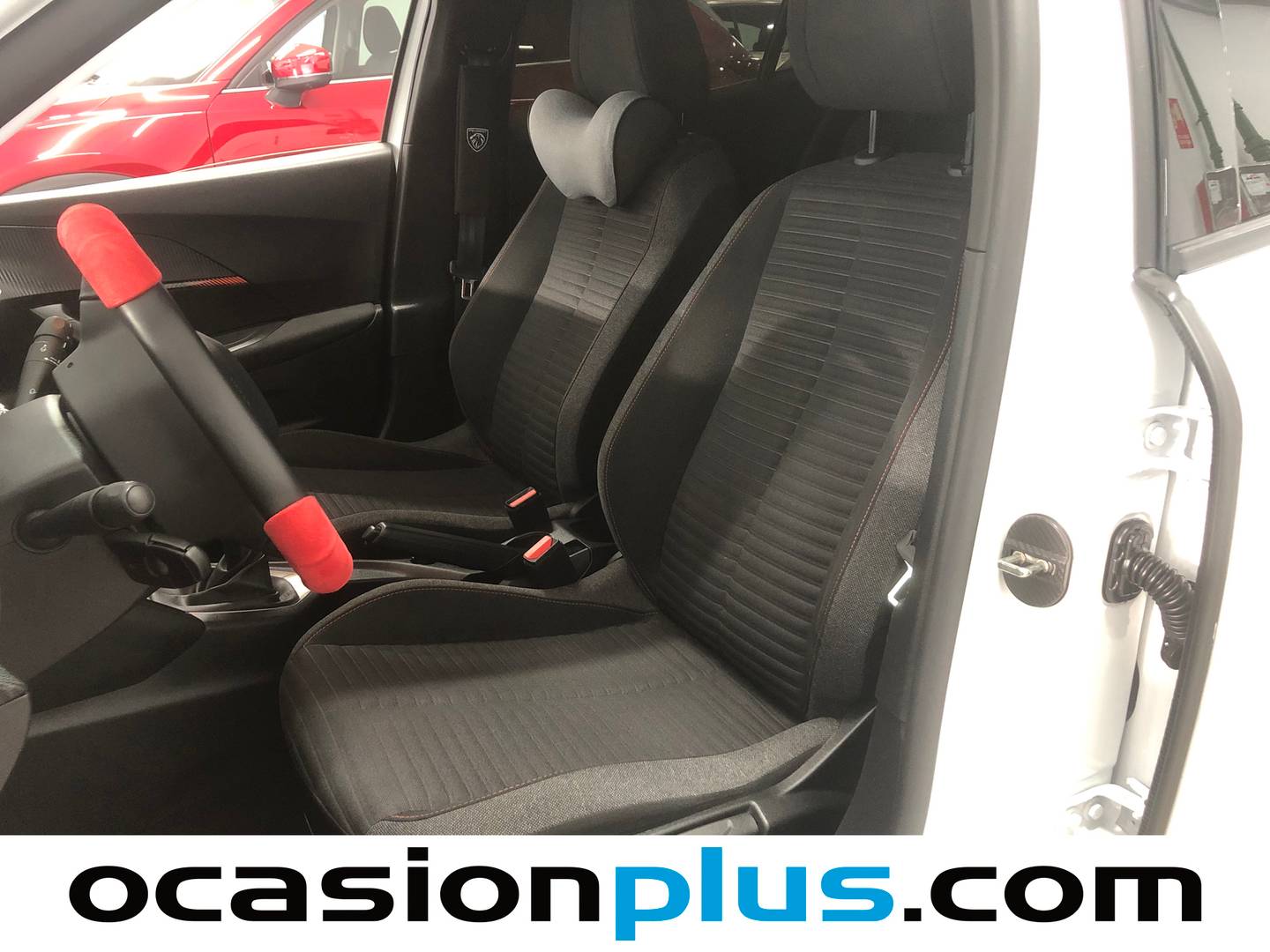 Foto Peugeot 2008 Peugeot 2008 Puretech 100 S&S Active Pack  (100 CV)