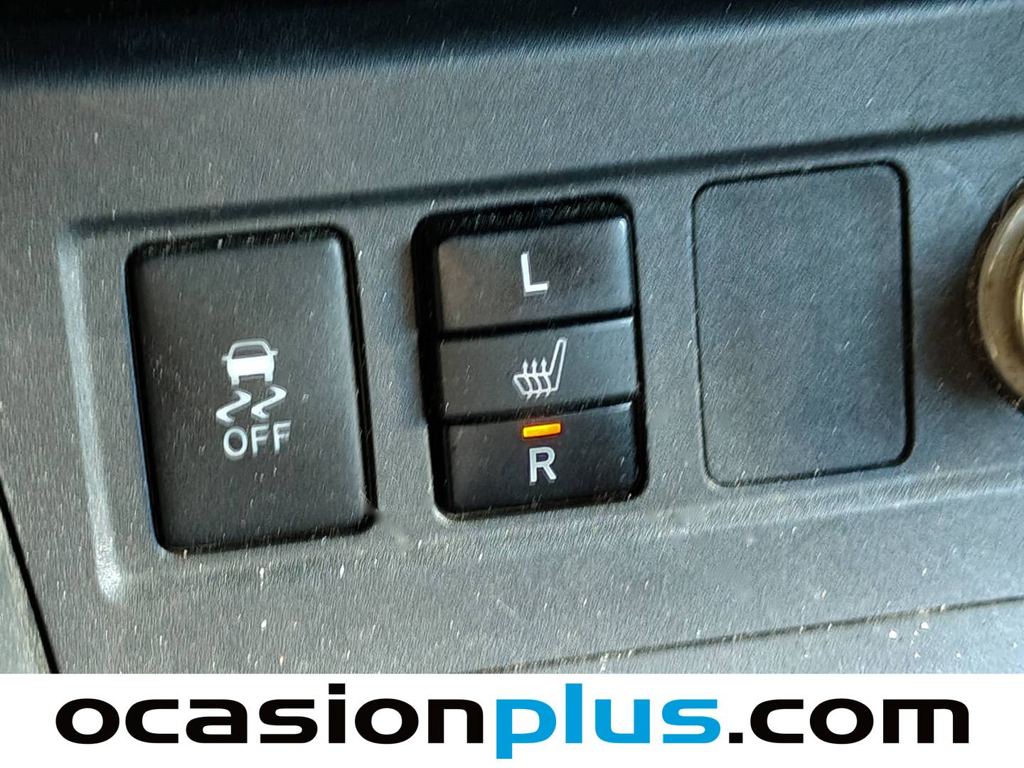 Extras y acabados del Toyota Rav4 Toyota Rav4 2.2D-4D Advance 4x2 (150 CV)