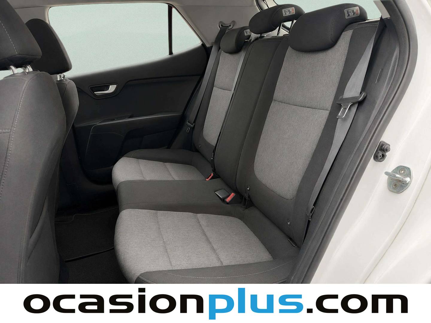 Foto asientos traseros KIA Stonic KIA Stonic 1.0 T-GDi Concept (100 CV)