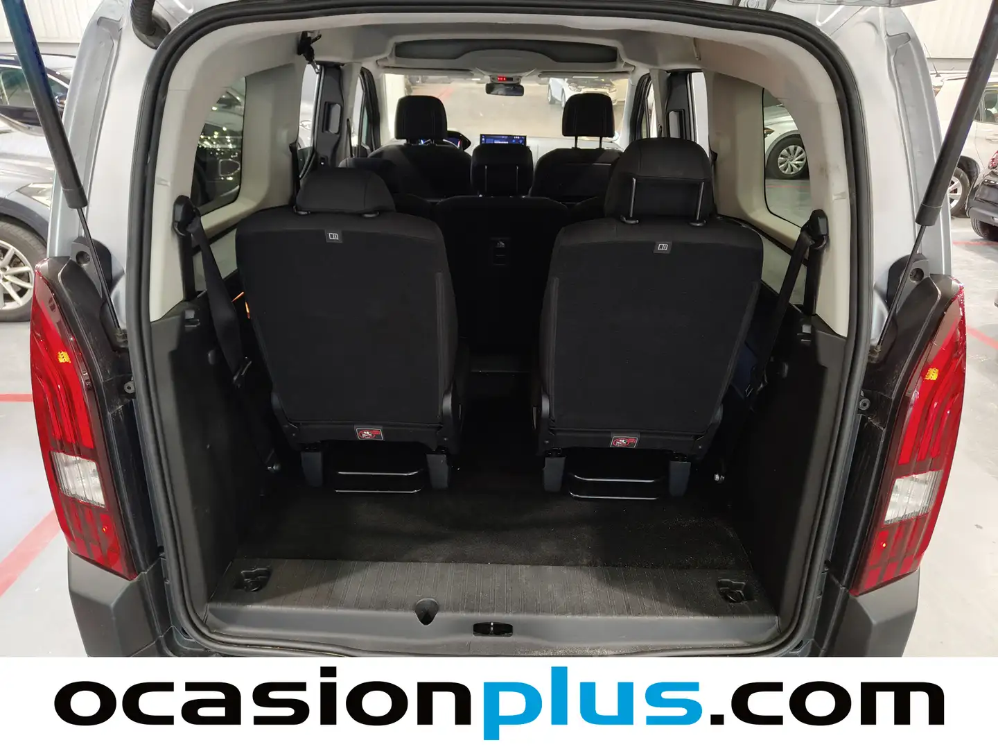 Foto Peugeot Rifter Peugeot Rifter BlueHDi 130 GT Long EAT8 (130 CV)