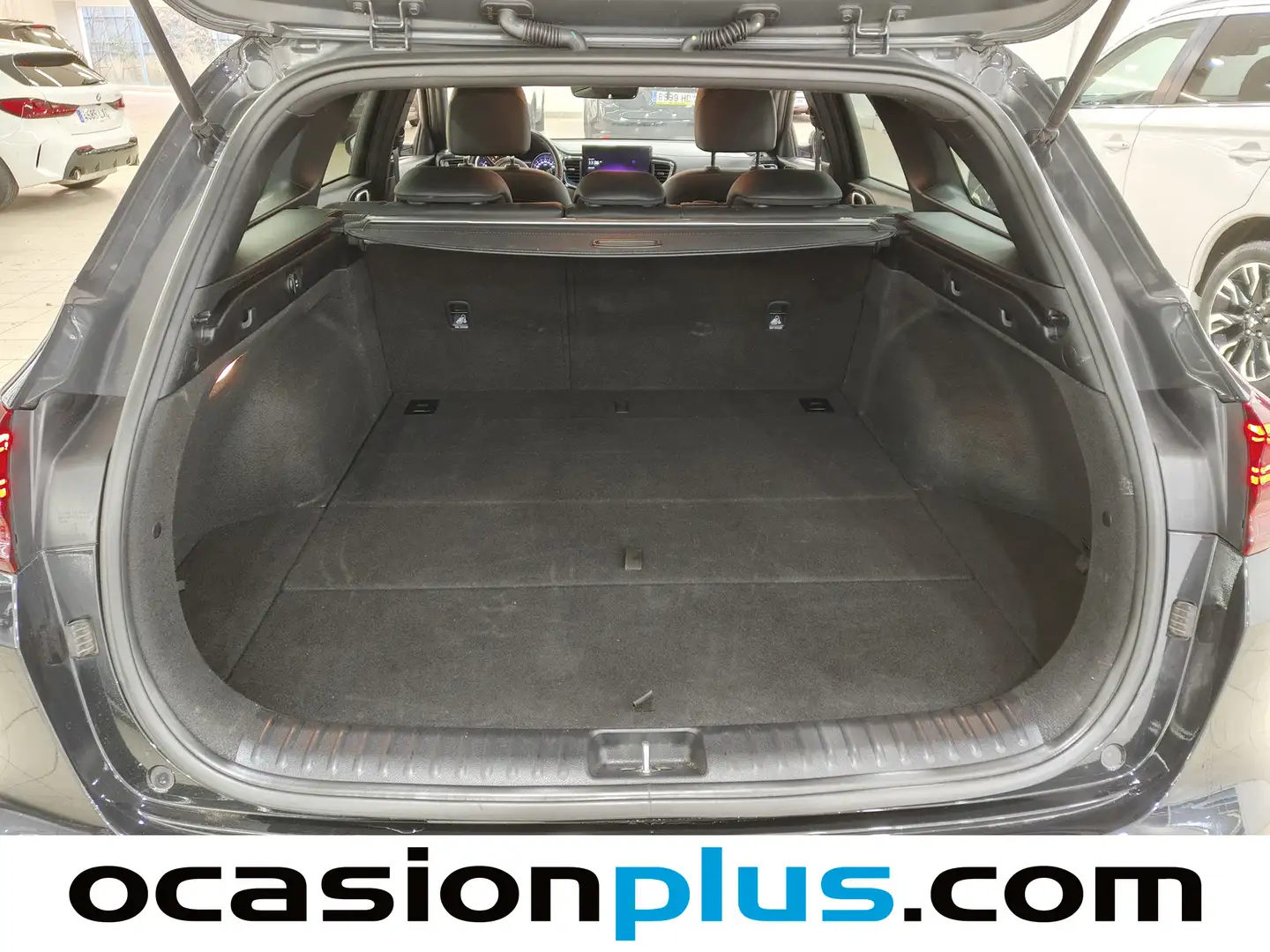 Foto KIA Ceed Tourer Kia Ceed Tourer 1.0 MHEV Style Edition DCT (100 CV)