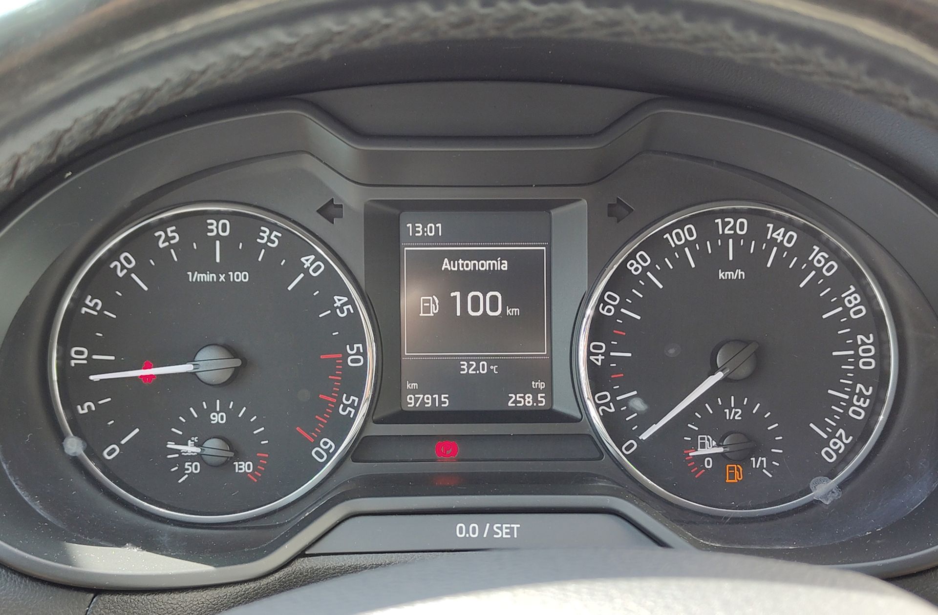 Škoda Octavia Combi Combi 1.6 TDI CR Ambition - foto 20
