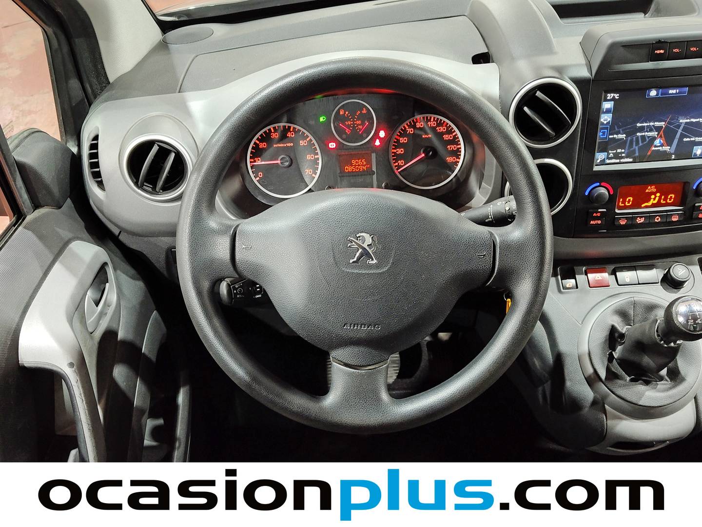 Foto Peugeot Partner Peugeot Partner Tepee 1.6 BlueHDi TEPEE Outdoor (100 CV)