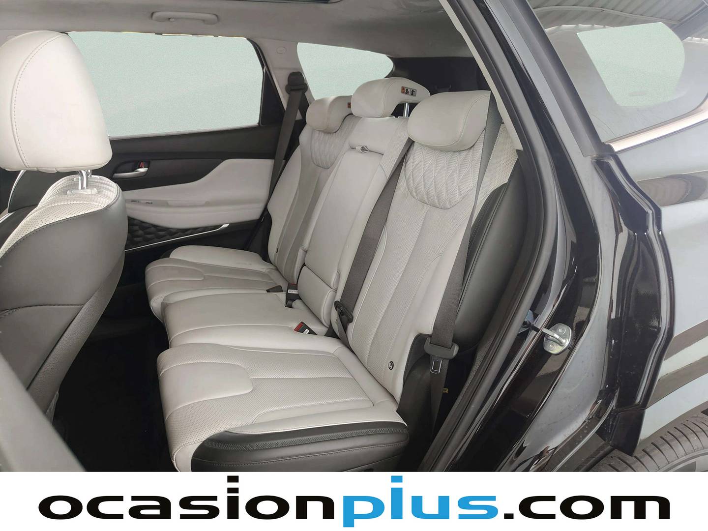 Foto asientos traseros Hyundai Santa Fe Hyundai Santa Fe 1.6 TGDi PHEV Style 4x4 Auto  (265 CV)