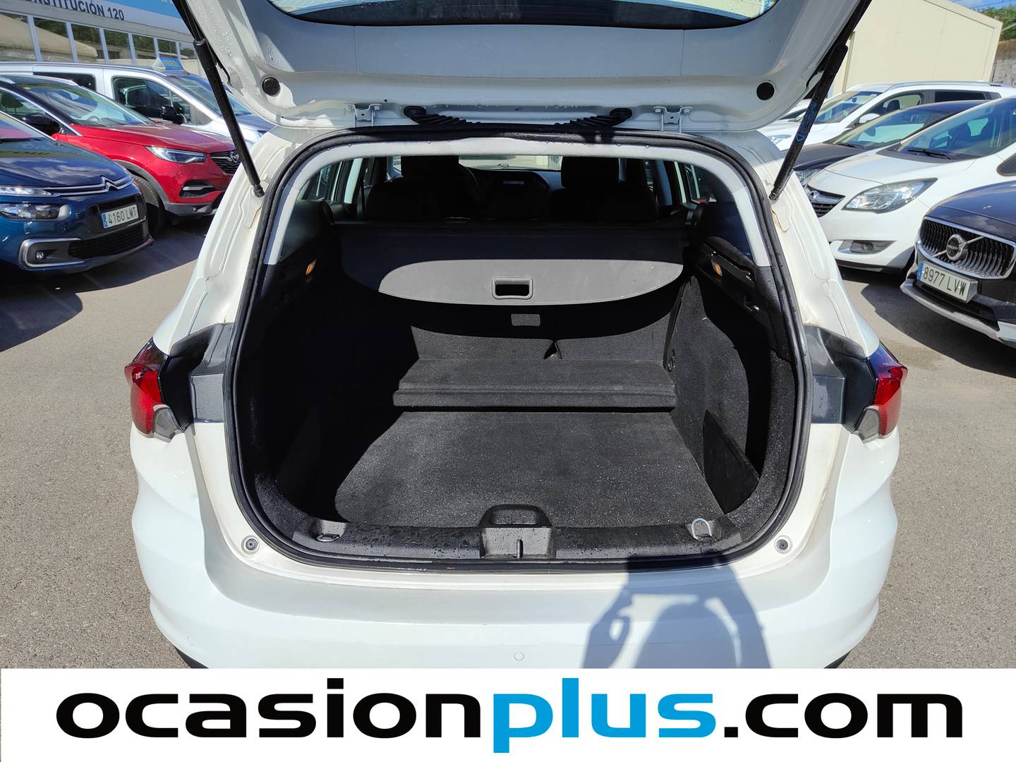 Fotos maletero Fiat Tipo Fiat Tipo SW 1.6 Multijet Pop Business (120 CV)