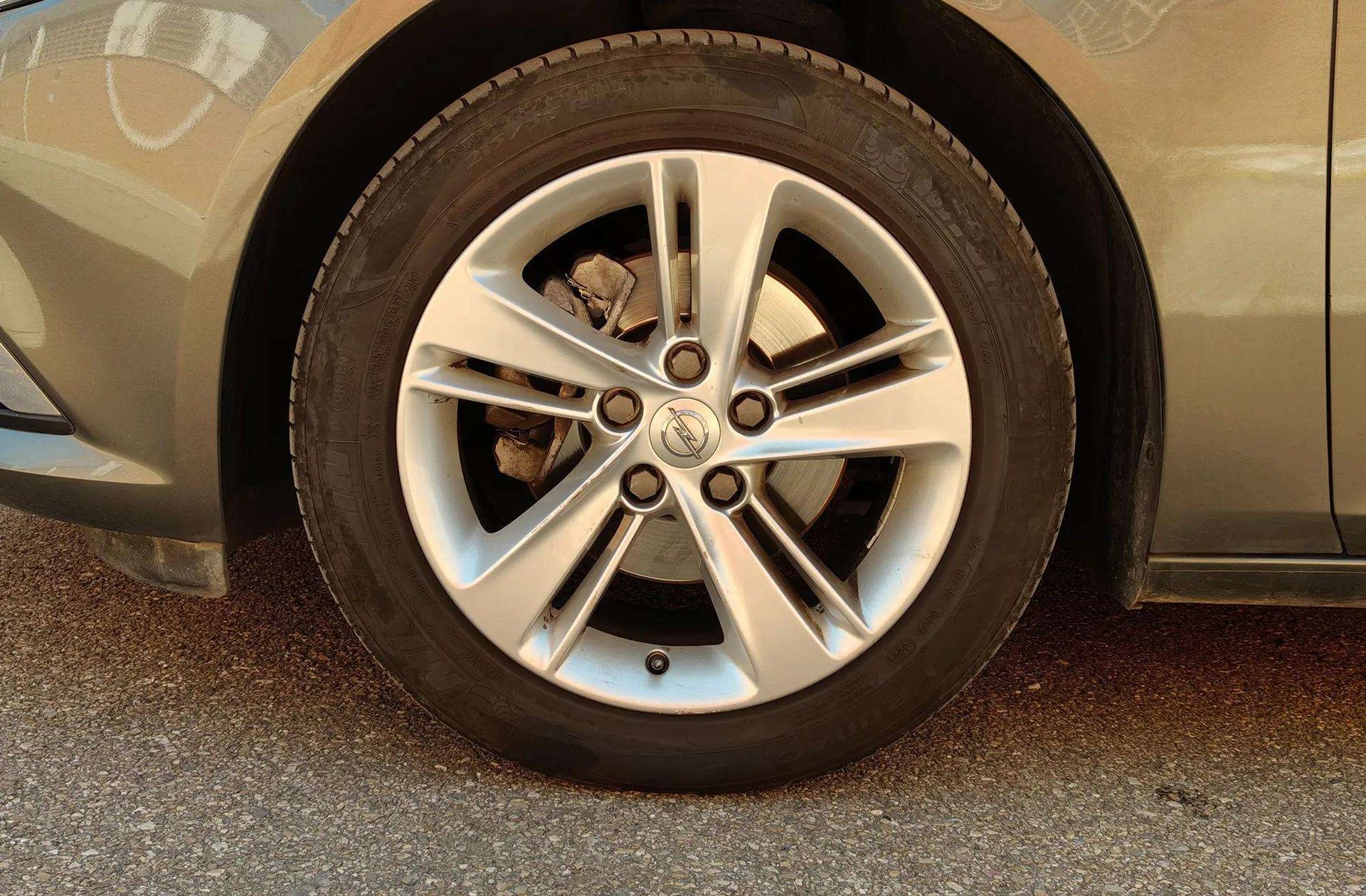 Opel Insignia GS 1.5 Turbo XFL ecoTEC Selective - foto 41