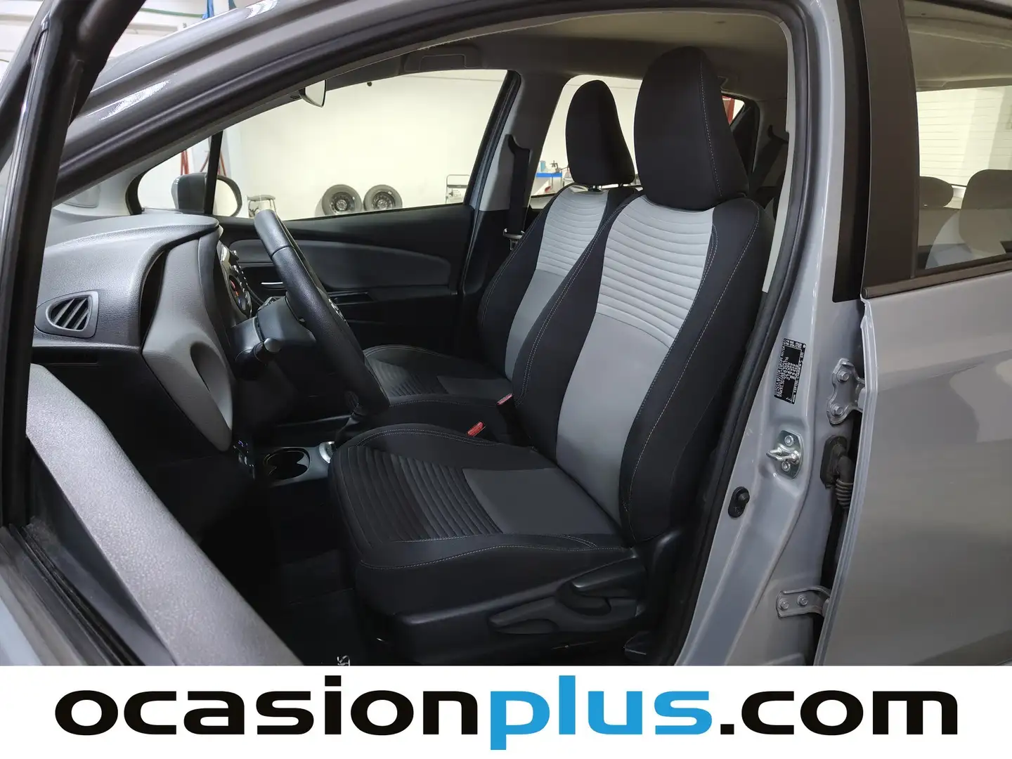 Foto Toyota Yaris Toyota Yaris 70 Active Tech (69 CV)