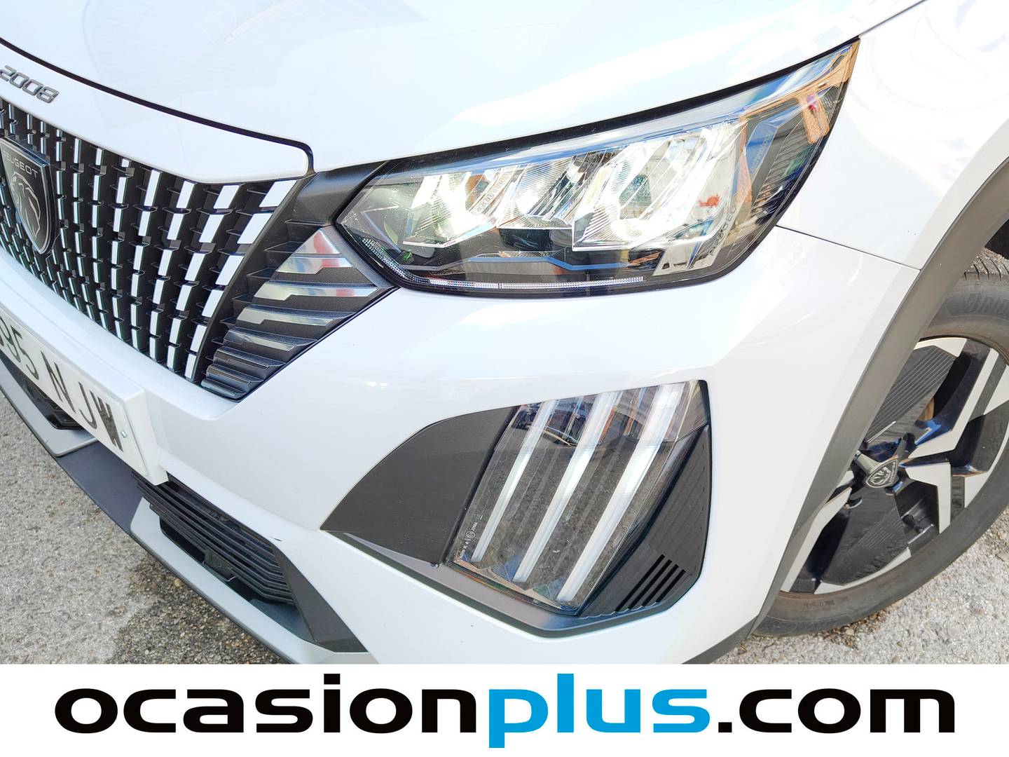Peugeot 2008 Peugeot 2008 Allure Hybrid eDCS6 (145 CV) seminuevo