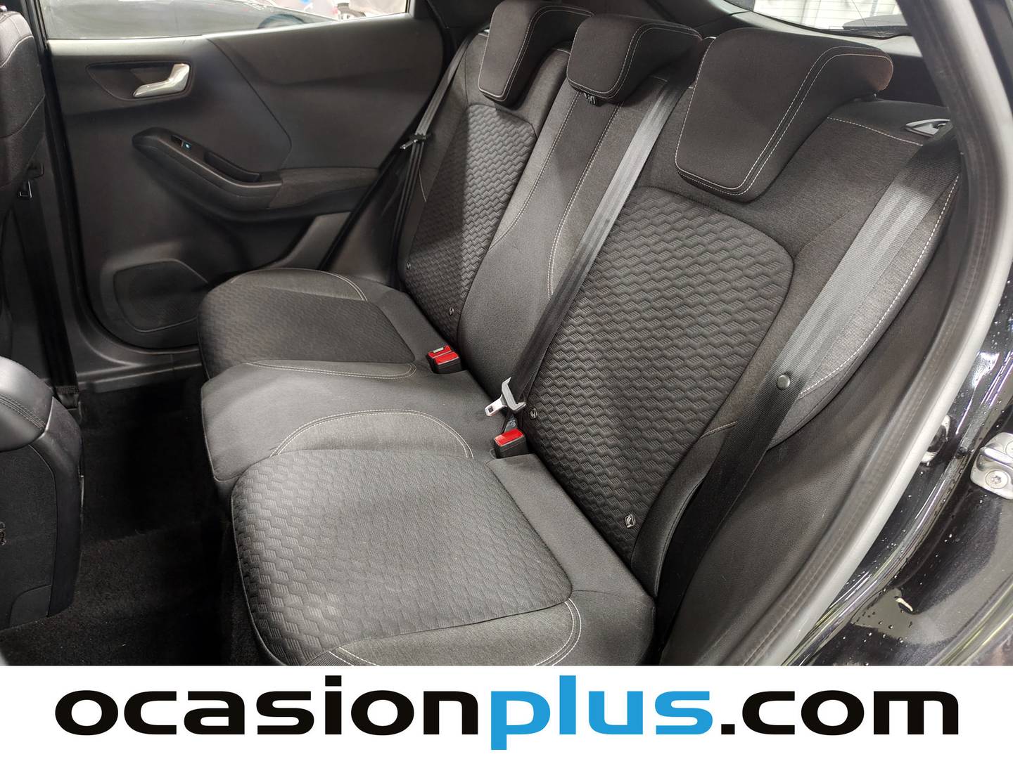 Foto asientos traseros Ford Puma Ford Puma 1.0 EcoBoost MHEV Titanium Design (125 CV)