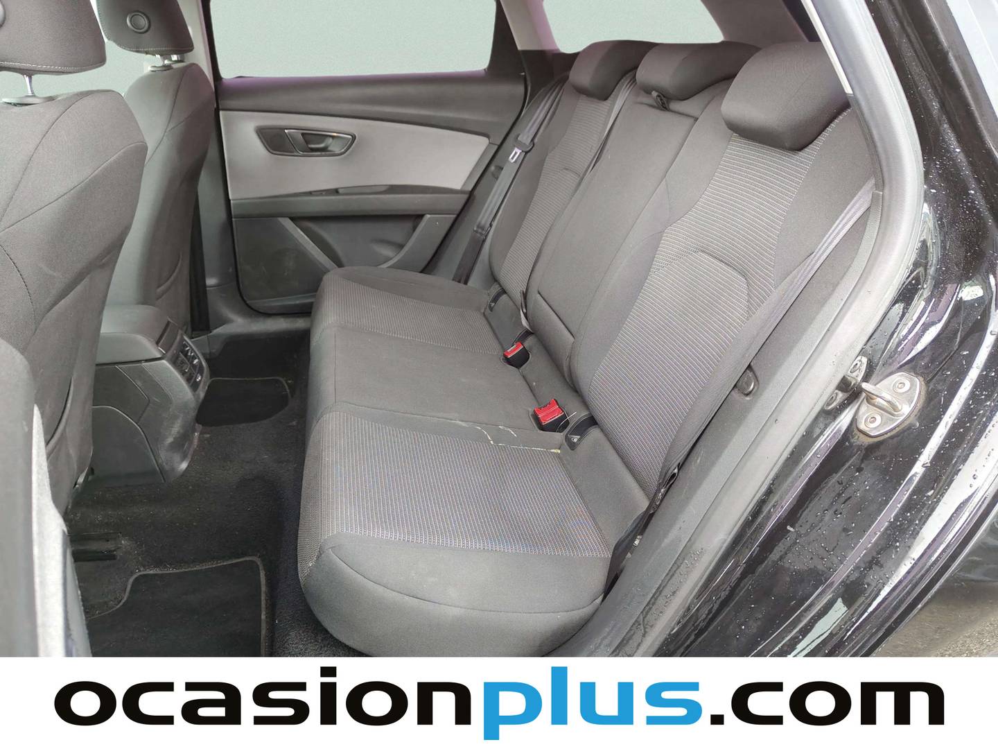 Foto asientos traseros Seat León Seat León ST 1.2 TSI S&S Style (110 CV)