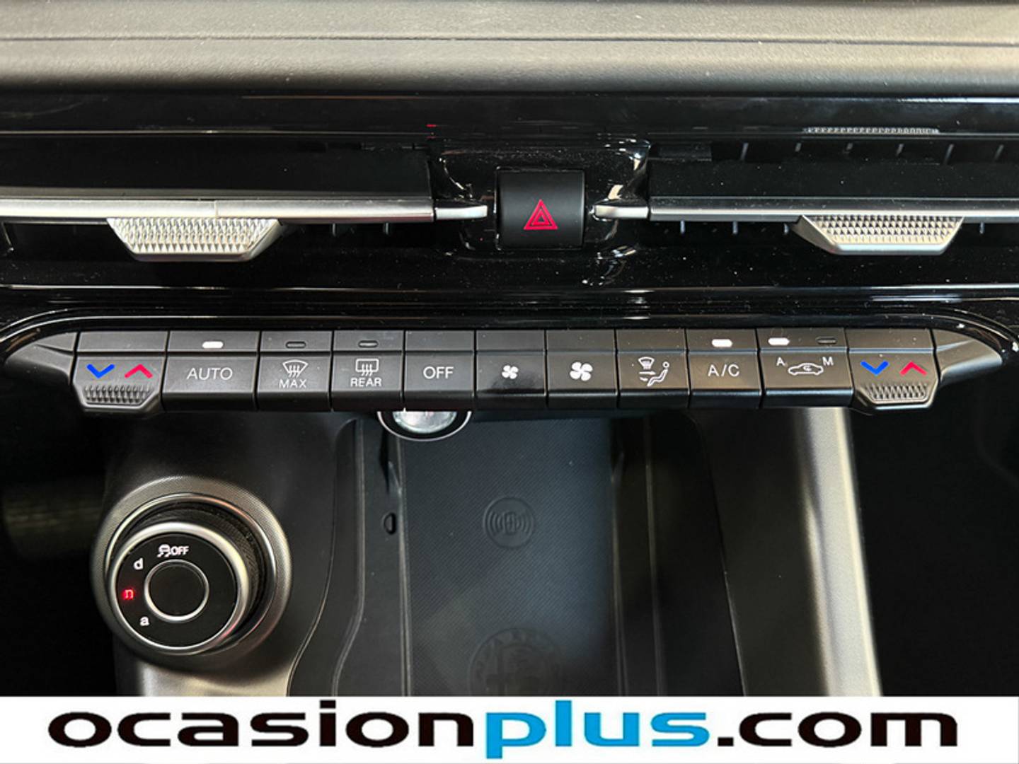 Foto Alfa Romeo Tonale Alfa Romeo Tonale Tonale 1.5 MHEV Sprint FWD (130 CV)