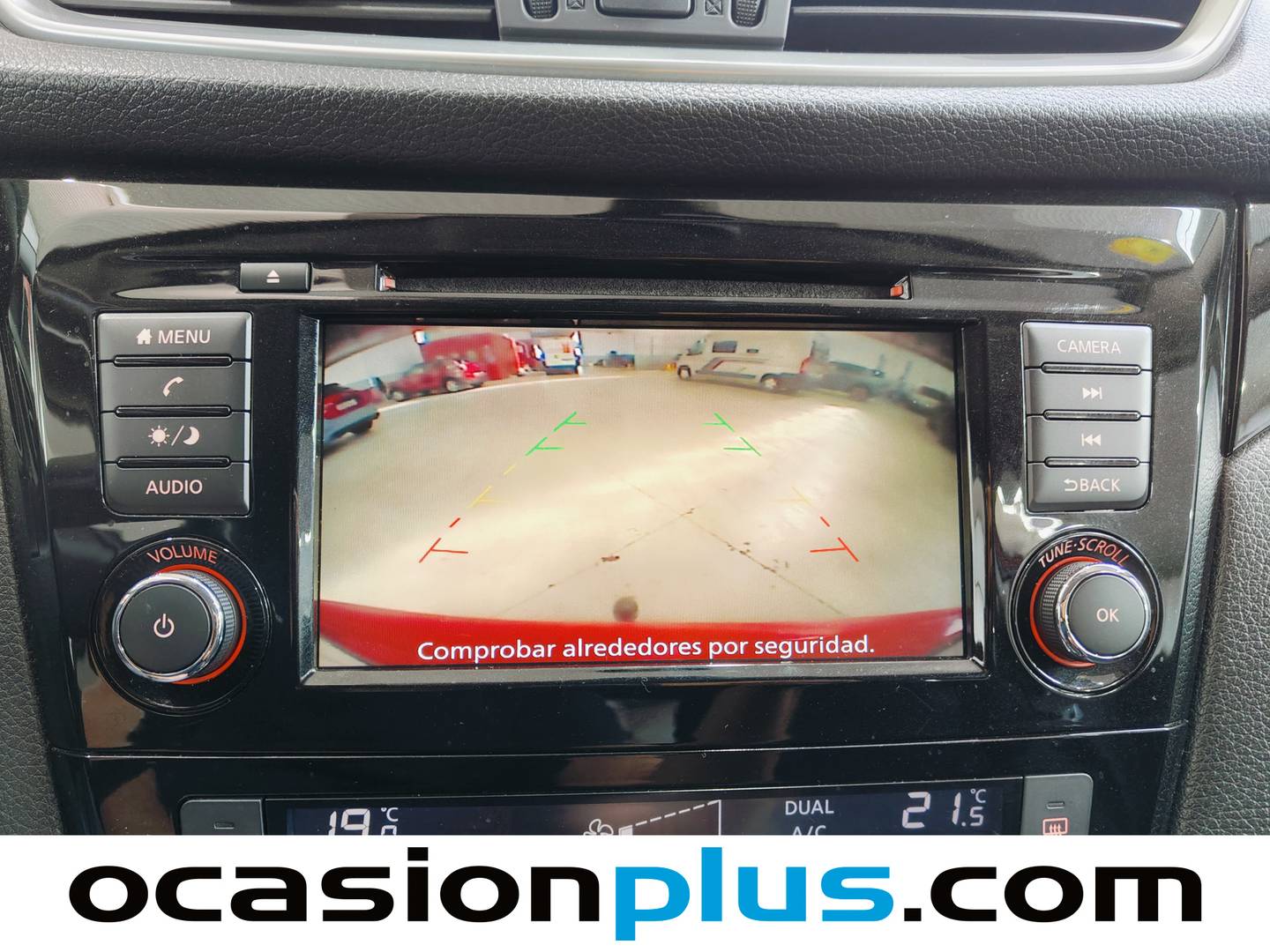 Extras y acabados del Nissan QASHQAI Nissan Qashqai DIG-T 140 Acenta 4x2 (140 CV)