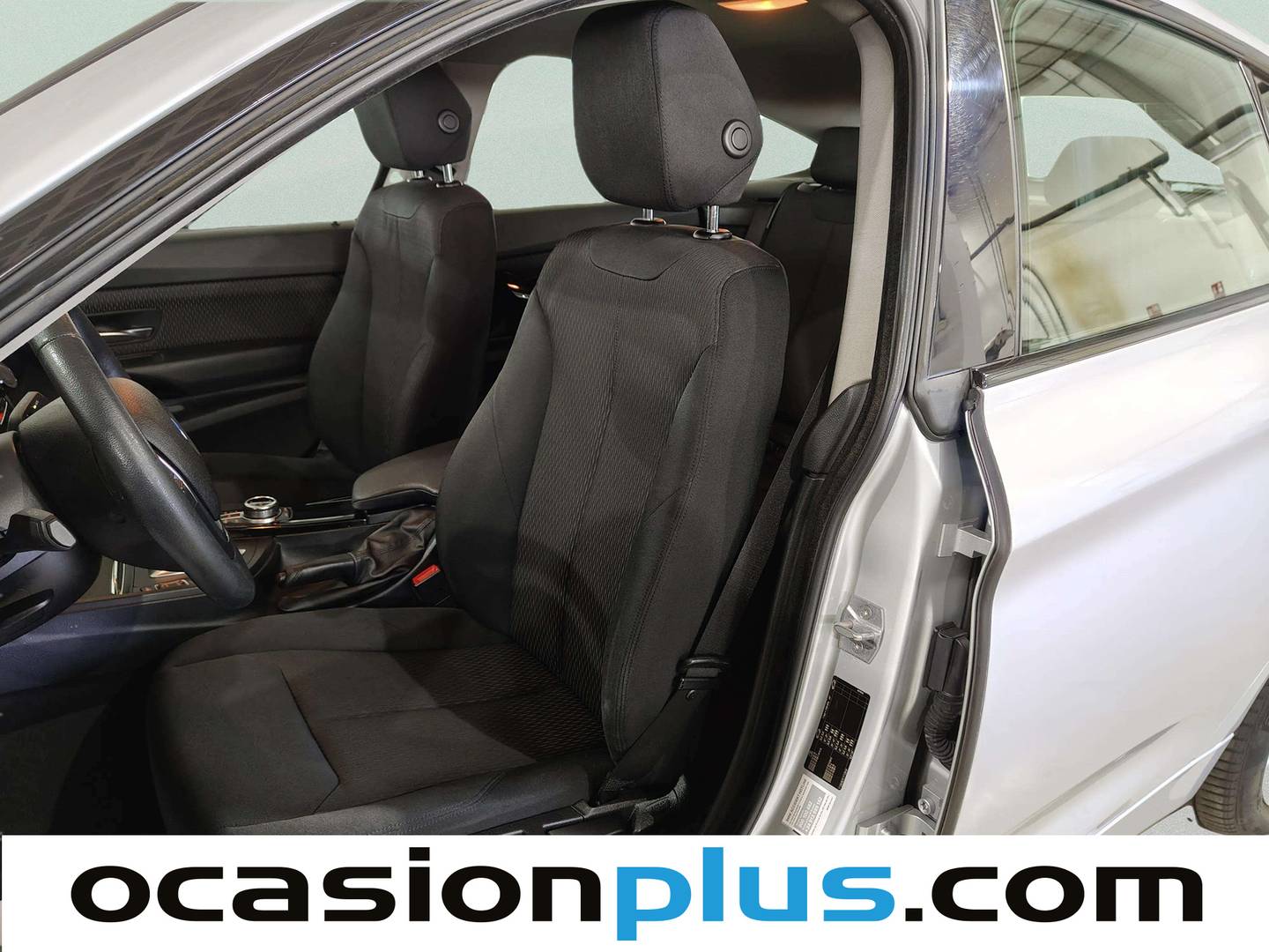 Foto asientos delanteros BMW Serie 3 BMW Serie 3 318d Gran Turismo (150 CV)
