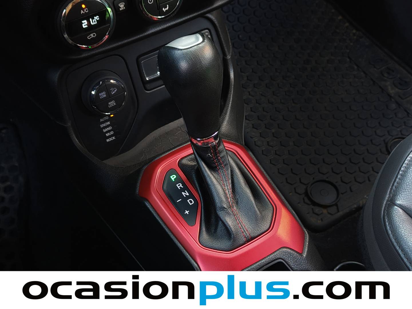 Foto Jeep Renegade Jeep Renegade 2.0 Multijet Trailhawk 4x4 AD Low Auto (170 CV)