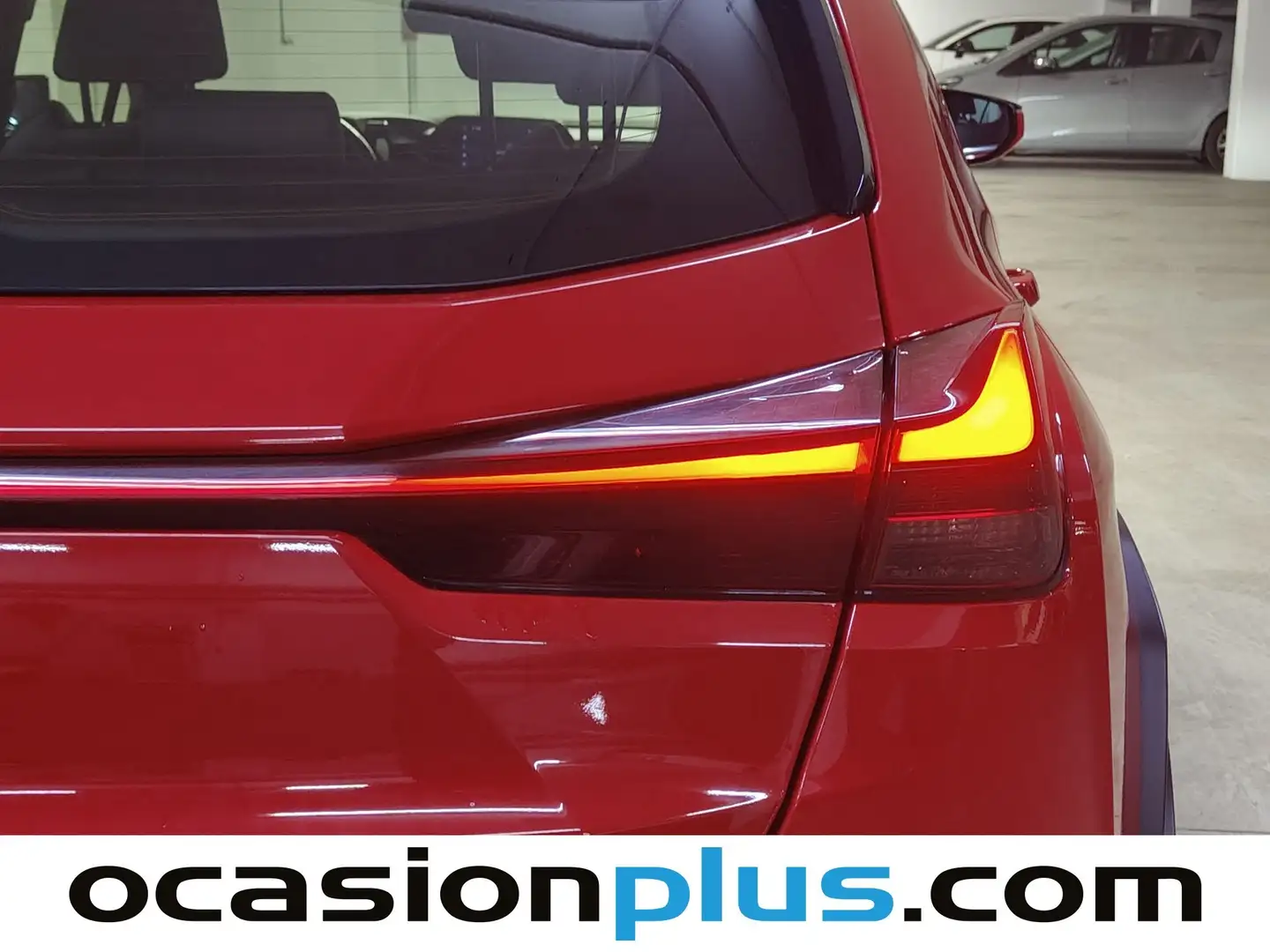 Foto Lexus UX Lexus UX 250h Business 2WD (184 CV)