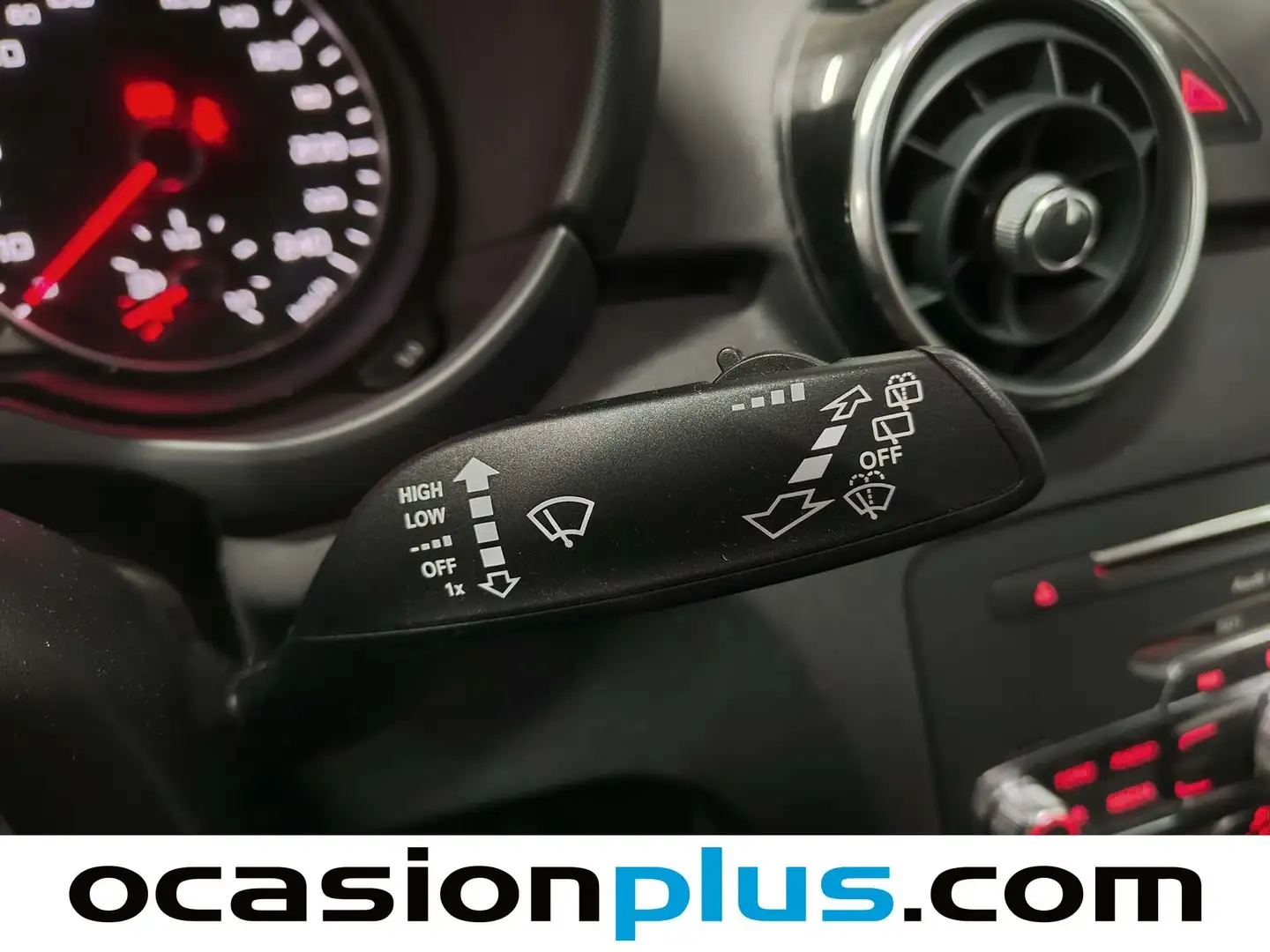 Foto Audi A1 Audi A1 Sportback Adrenalin 1.6 TDI Pack S-line (116 CV)