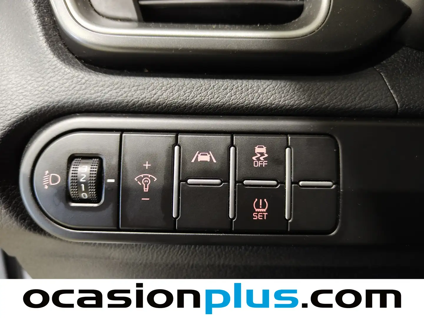 Foto KIA Ceed Kia Ceed 1.6 MHEV iMT Drive (136 CV)