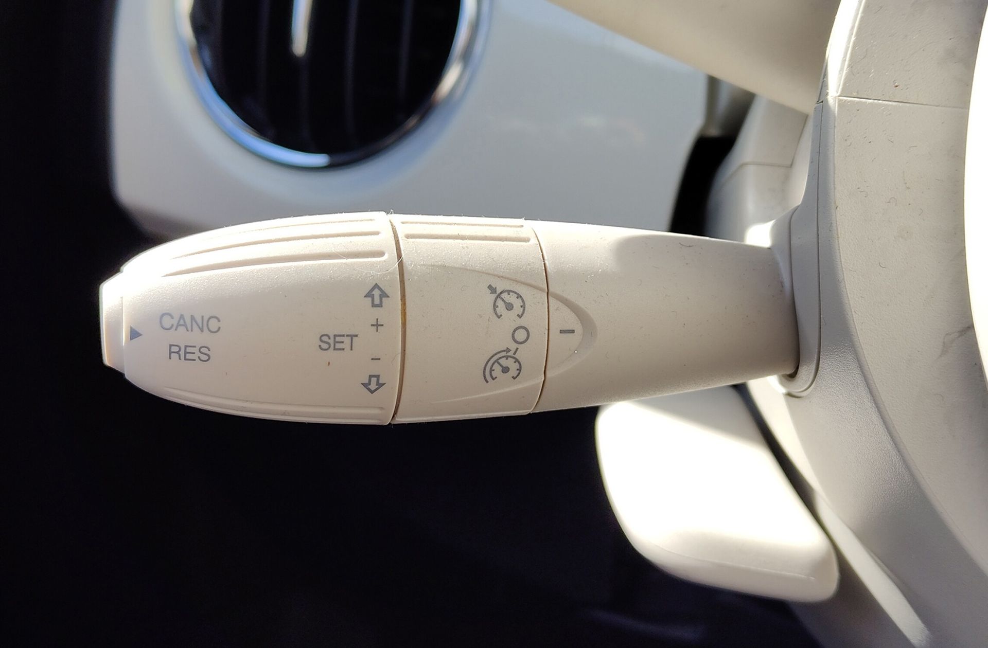 Fiat 500 1.0 Hybrid Monotrim Style - foto 19