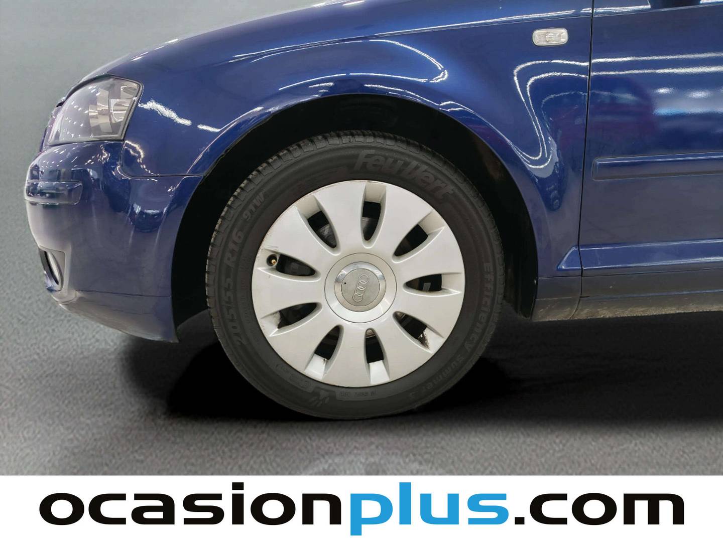 Foto Audi A3 Audi A3 Attraction 1.6 (102 CV)