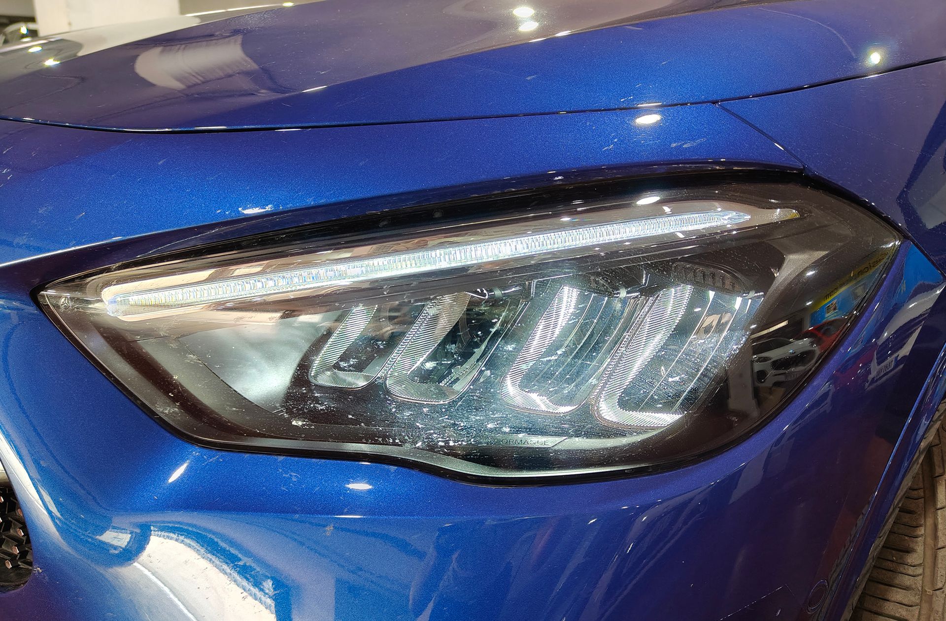 Mercedes-Benz GLA 200 d Pack AMG - foto 17