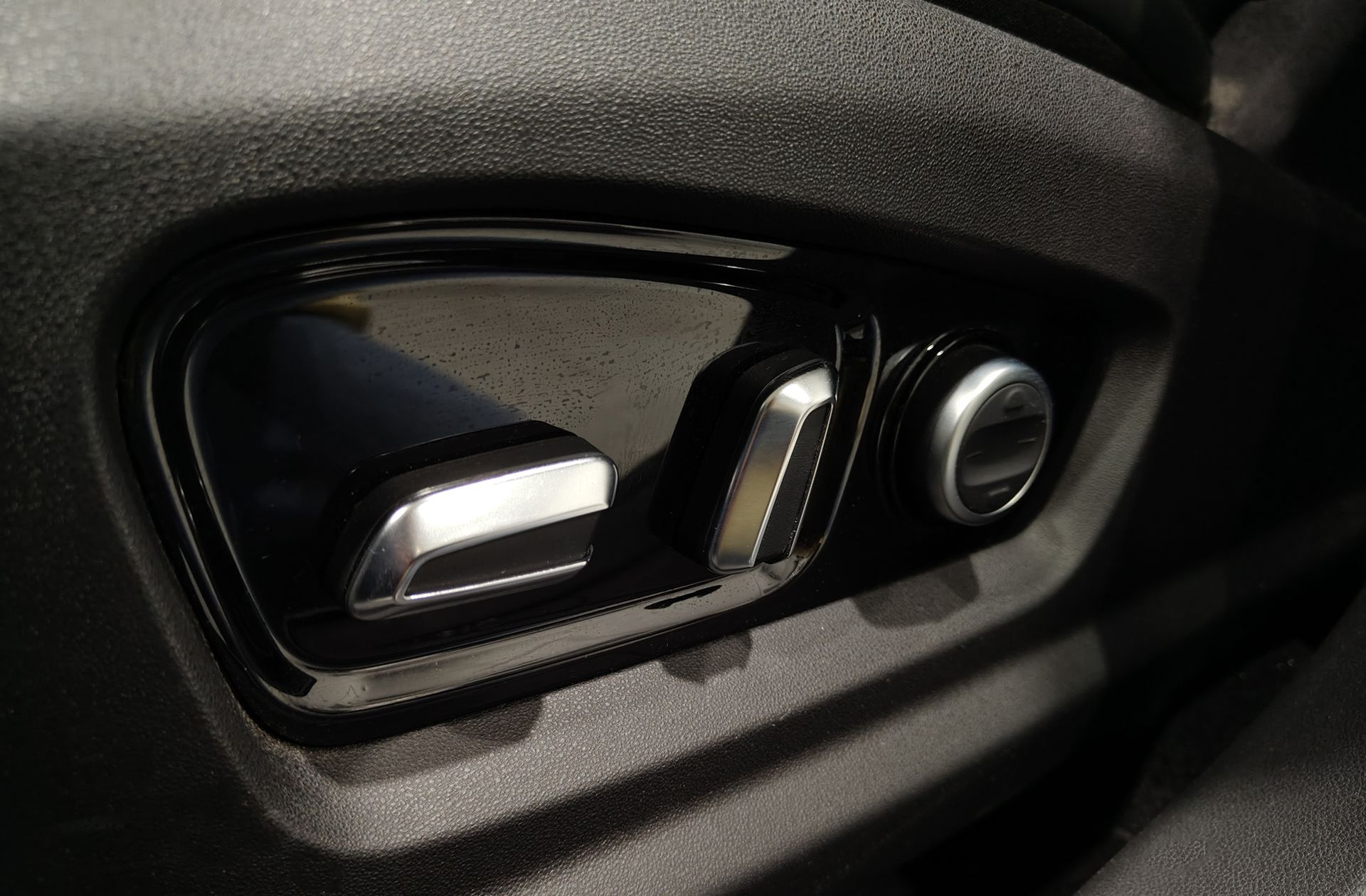 Jaecoo 7 1.5 T-GDi PHEV +1DHT Exclusive FWD - foto 13