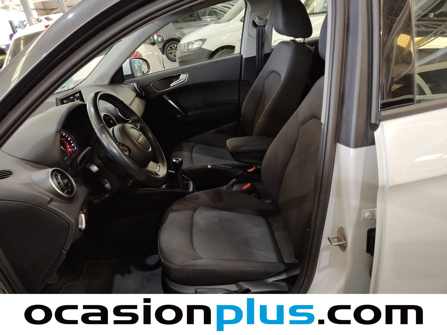 Foto asientos delanteros Audi A1 Audi A1 Sportback Attraction 1.6 TDI (116 CV)