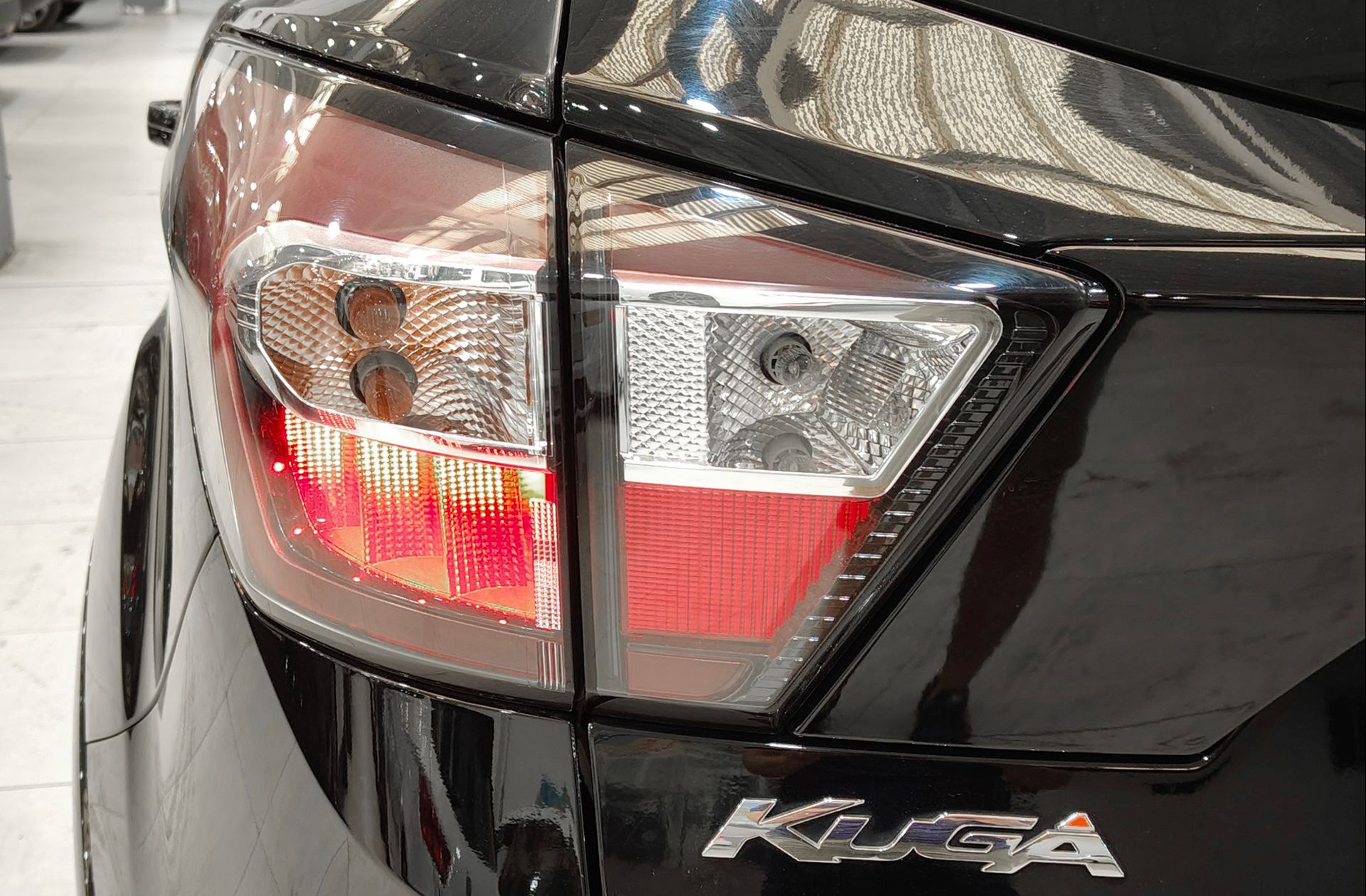 Ford Kuga 1.5 EcoBoost ST-Line 4x2 - foto 20