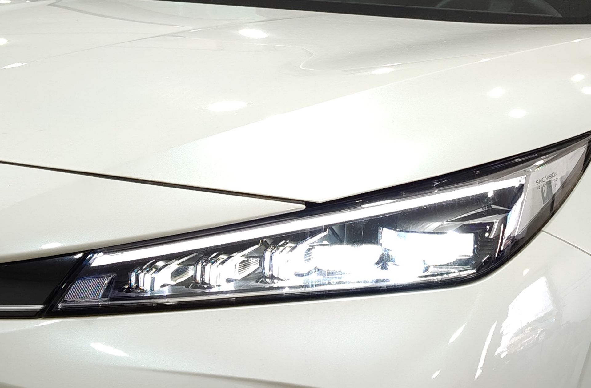 MG HS 1.5 T-GDi Luxury DCT - foto 15