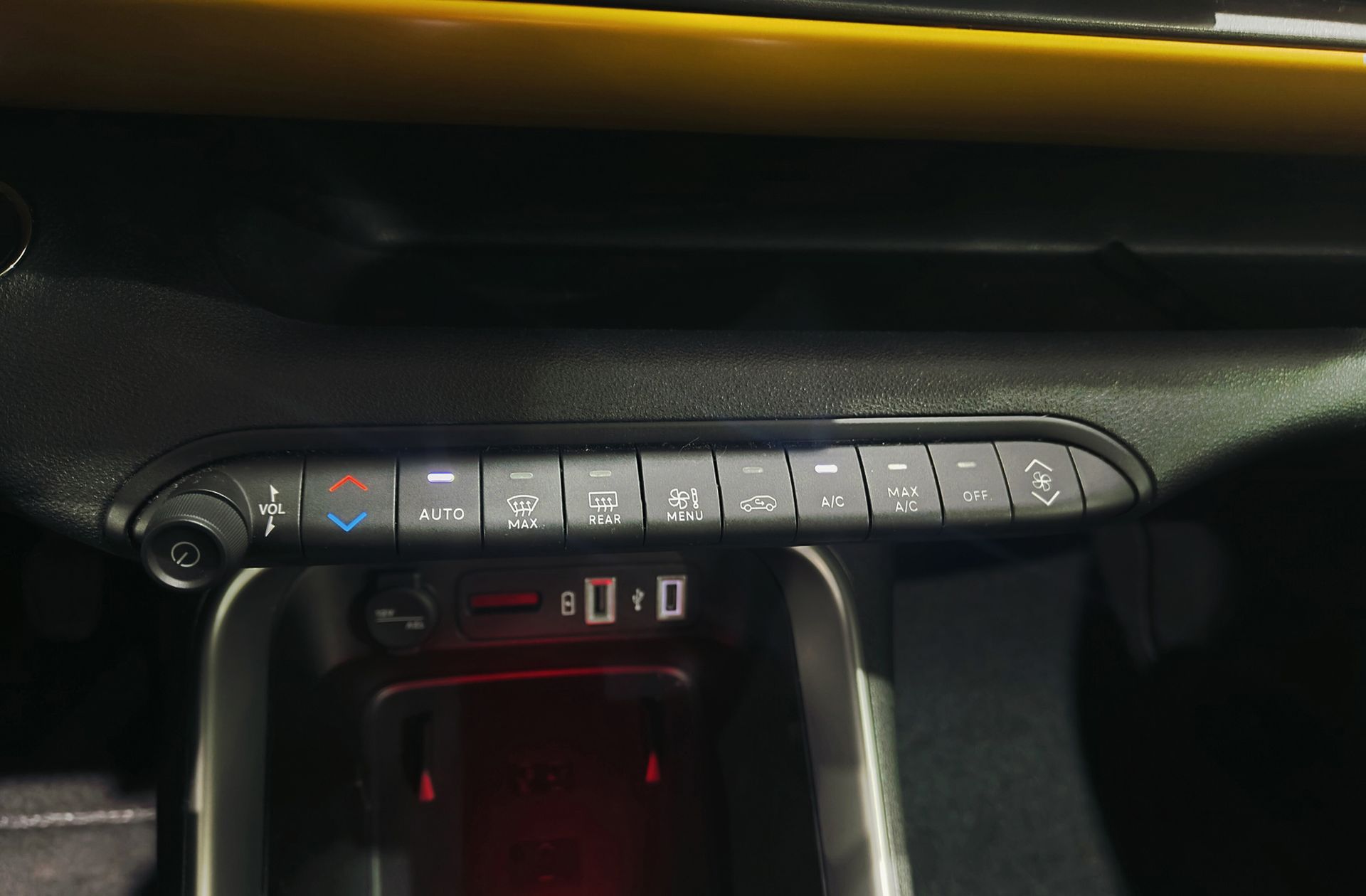 Jeep Avenger 1.2 G Summit - foto 33