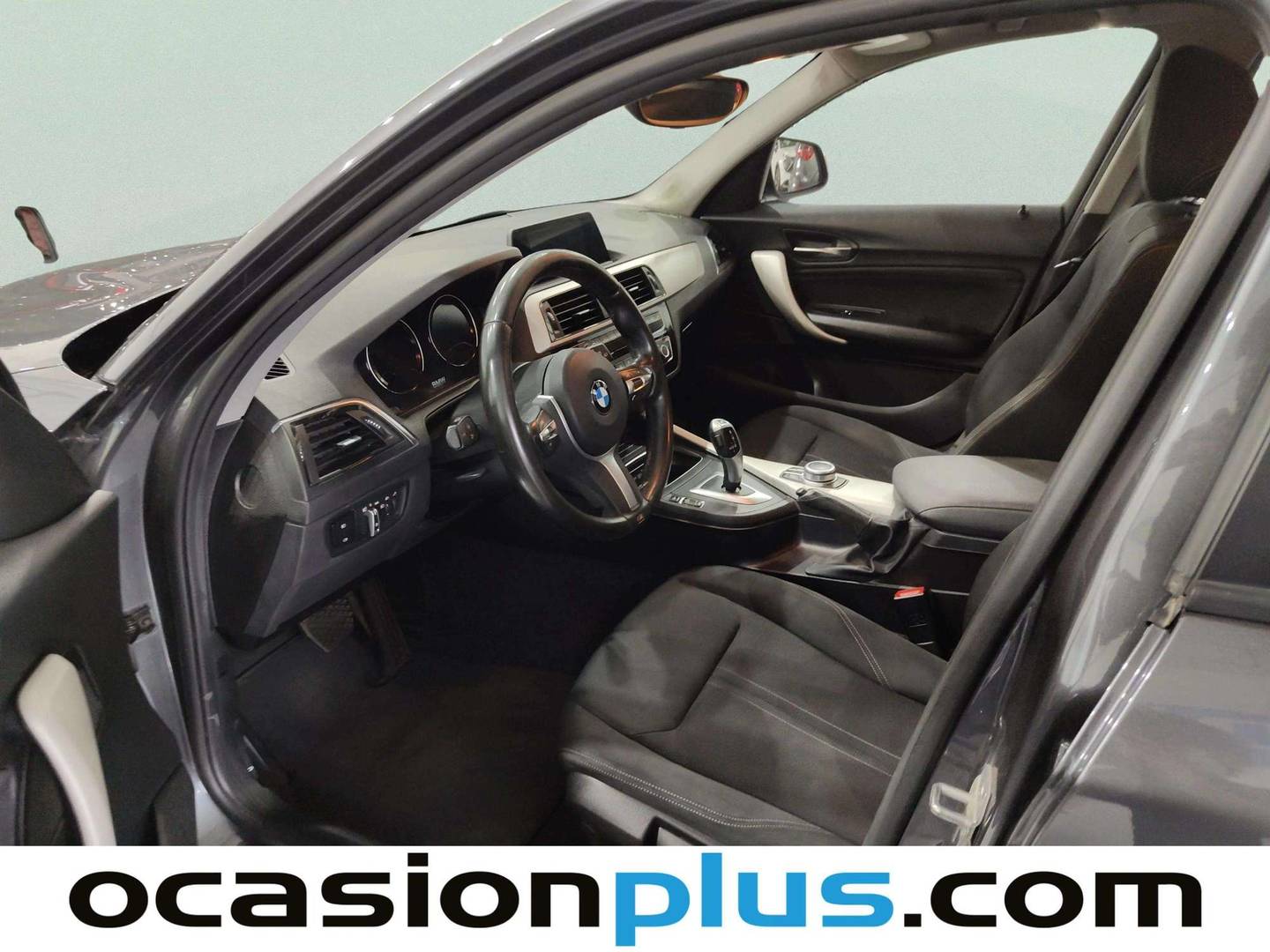 Foto asientos delanteros BMW Serie 1 BMW Serie 1 118i (136 CV)