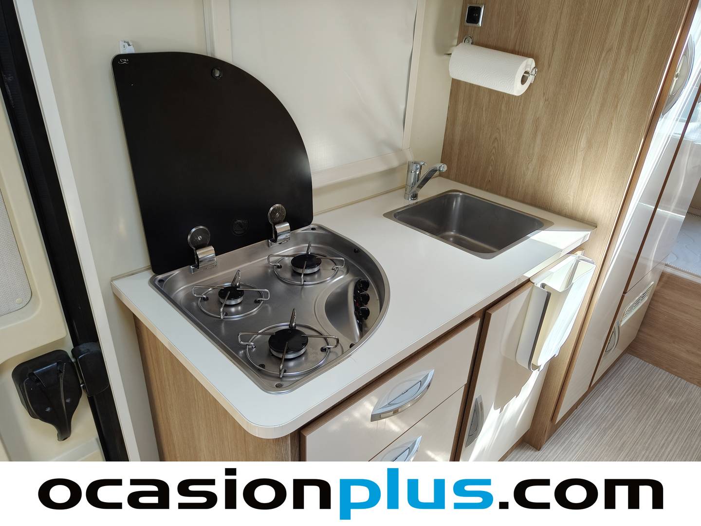 Equipamiento del Fiat Rimor Seal 7 Fiat Rimor Seal 7 2.3 DS (130 CV) 4 Plazas
