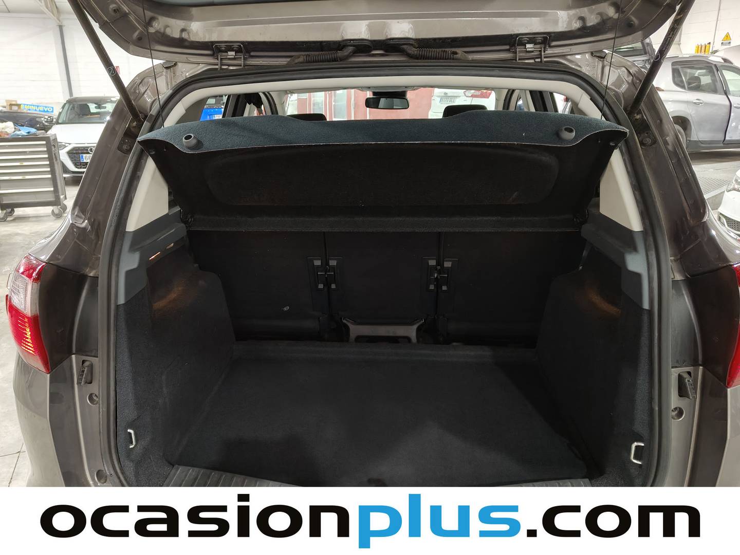 Foto Ford C-Max Ford C-Max 1.0 EcoBoost S&S Titanium (125 CV)