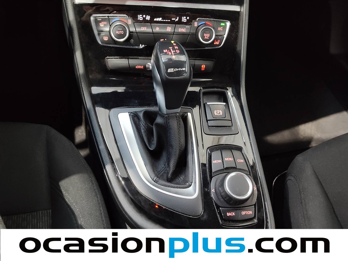 Foto BMW Serie 2 Active Tourer BMW Serie 2 225xe iPerformance Active Tourer (224 CV)