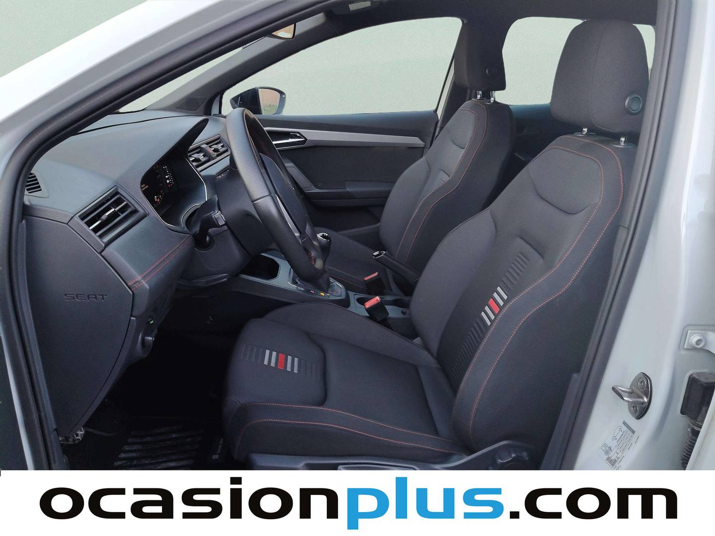Foto asientos delanteros Seat Ibiza SEAT Ibiza 1.0 TSI FR Go (115 CV)