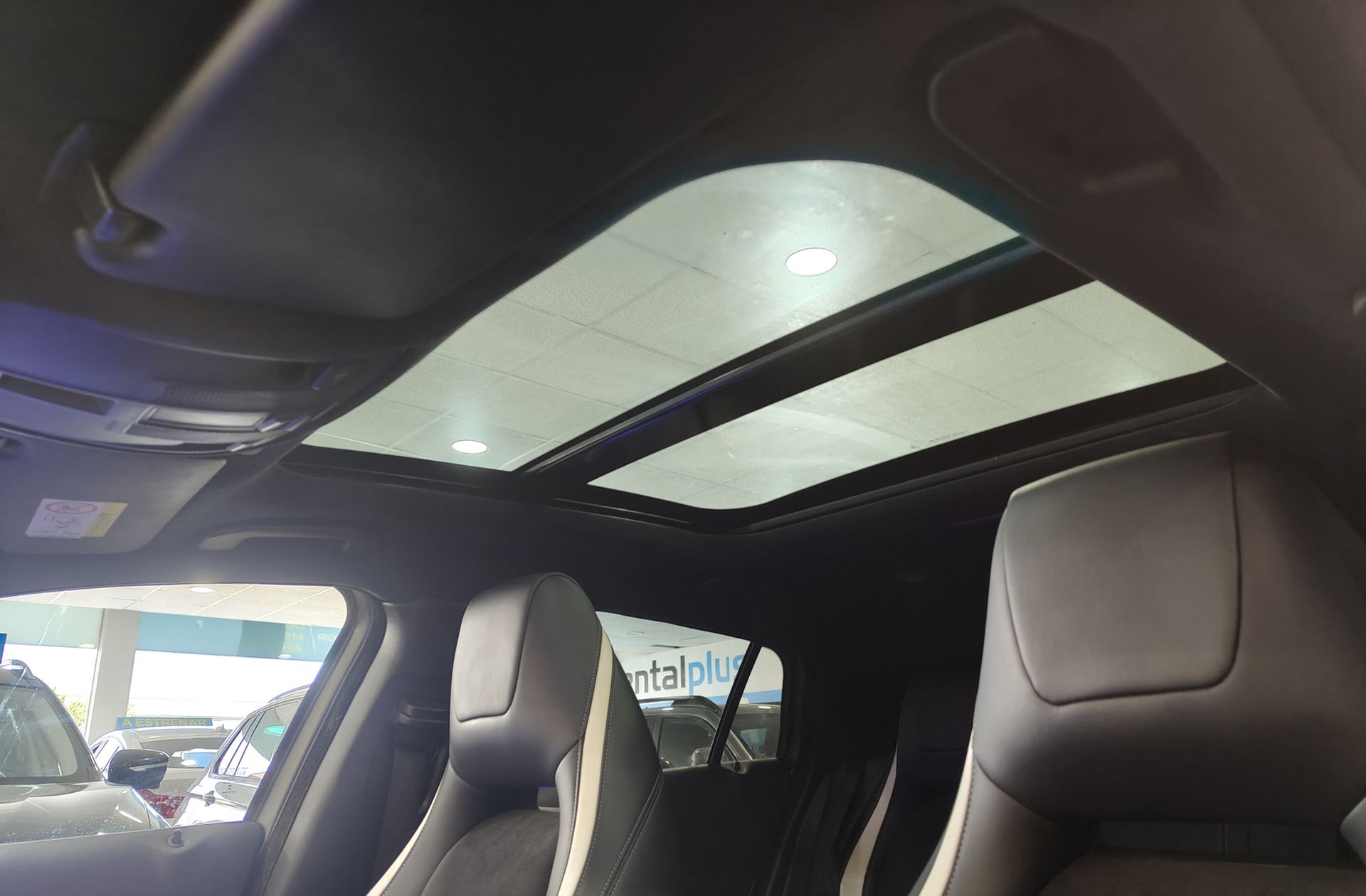 Infiniti Q30 1.5D Sport - foto 6