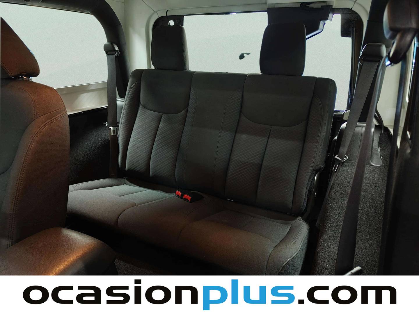 Foto asientos traseros Jeep Wrangler Jeep Wrangler 2.8 CRD Sport (200 CV)