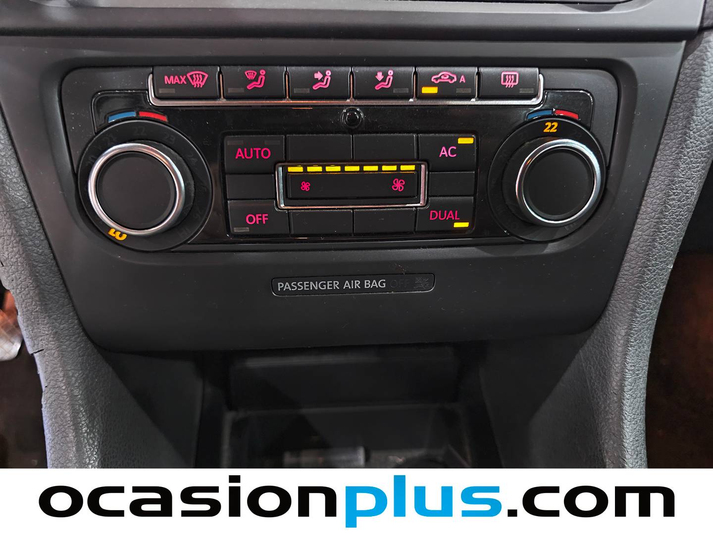 Extras y acabados del Volkswagen Golf Volkswagen Golf Sport 1.6 TDI CR (105 CV)