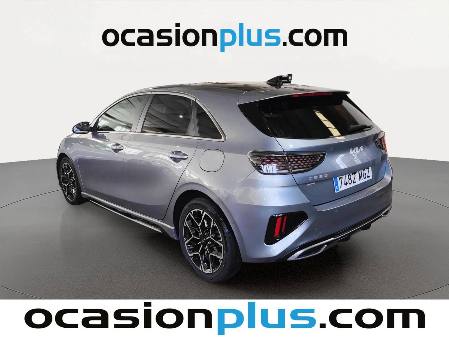 Foto trasera KIA Ceed KIA Ceed 1.6 MHEV GT Line DCT (136 CV) izquierda