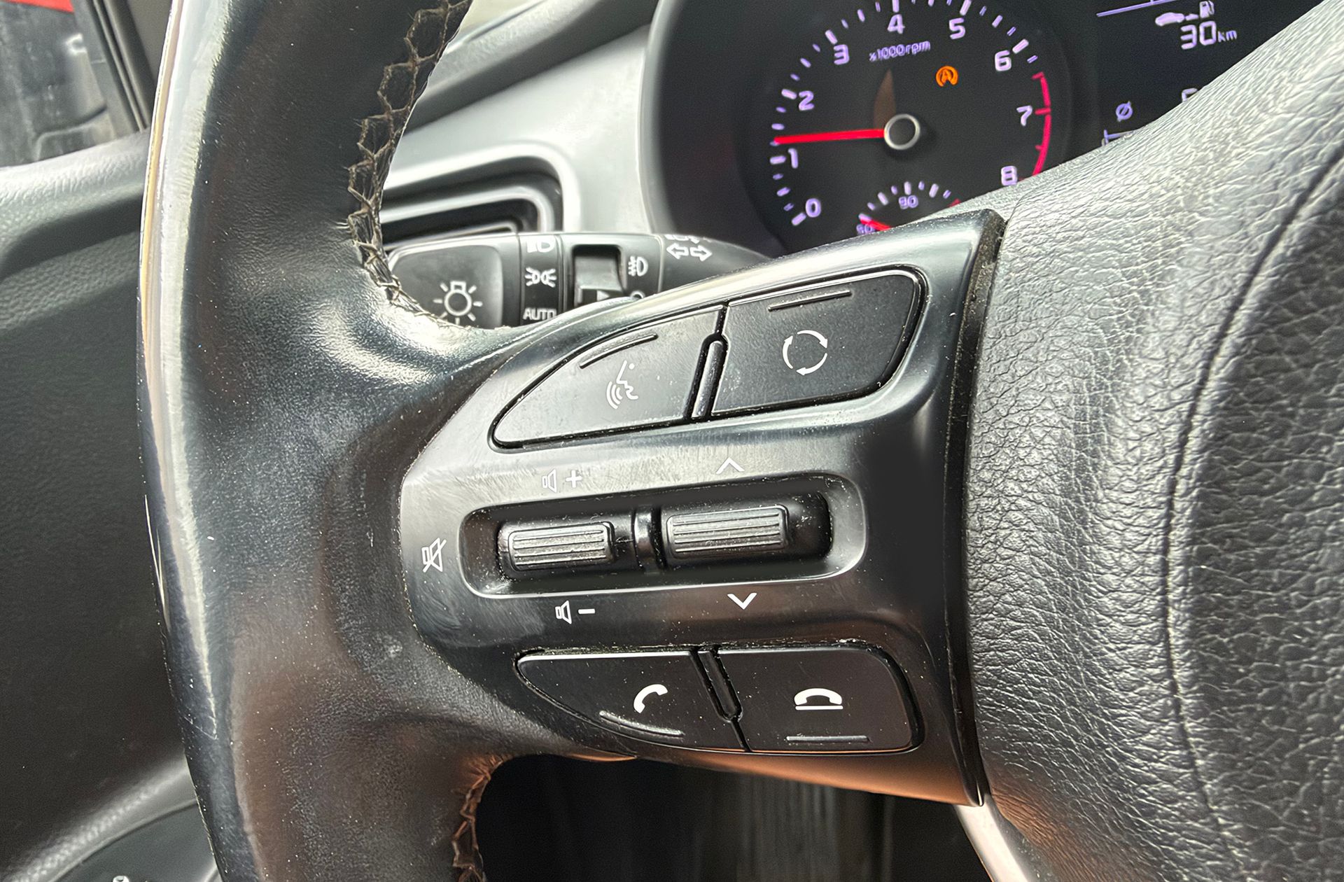Kia Stonic 1.0 T-GDi Drive - foto 23